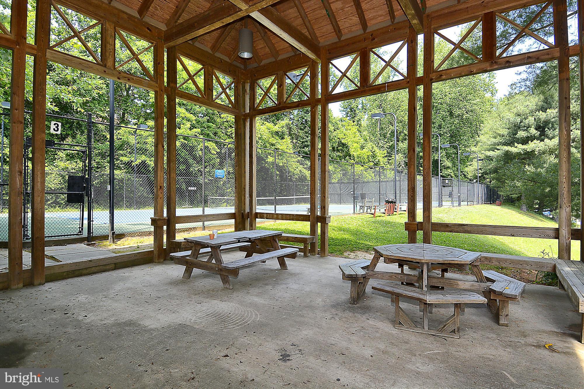 MANTUA - Residential Lease