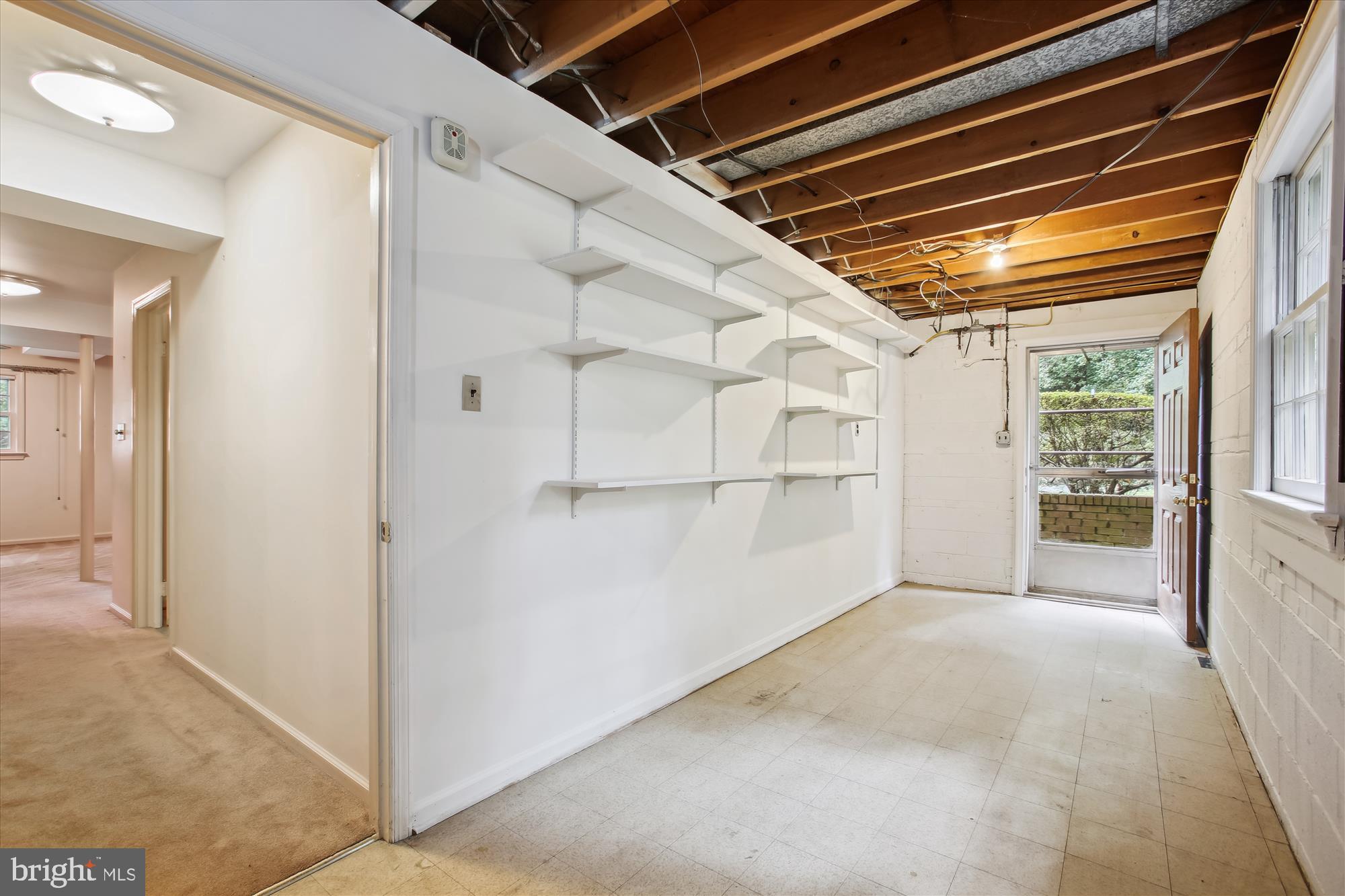 MANTUA - Residential Lease