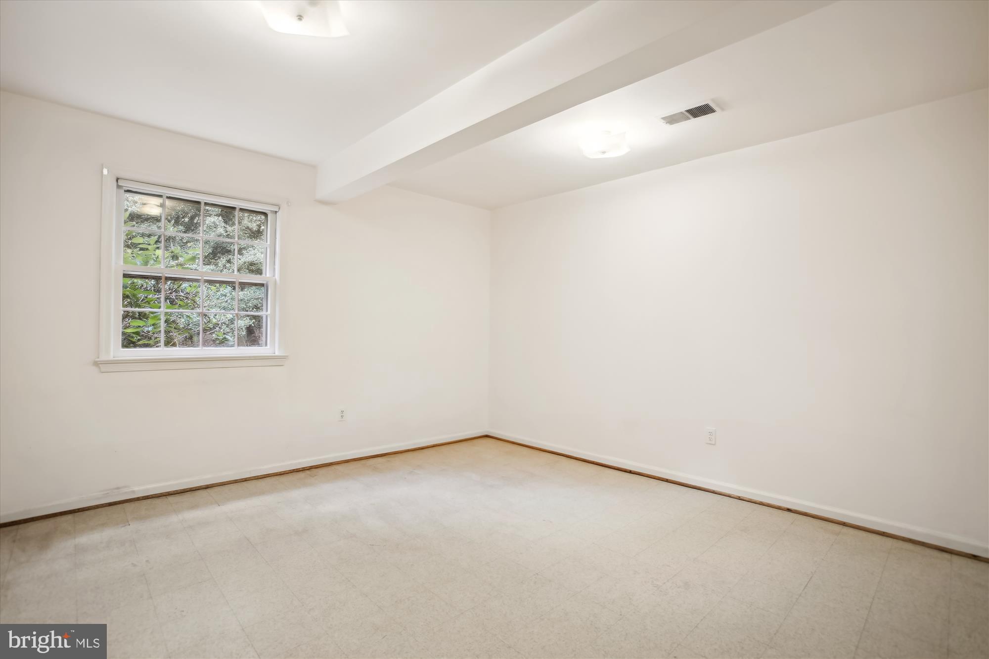 MANTUA - Residential Lease