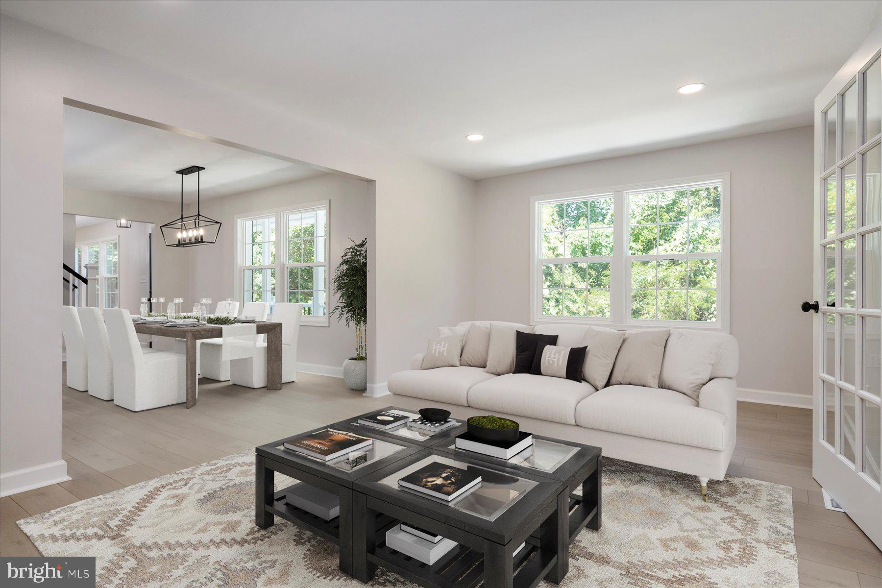 PARIS PINES - Residential