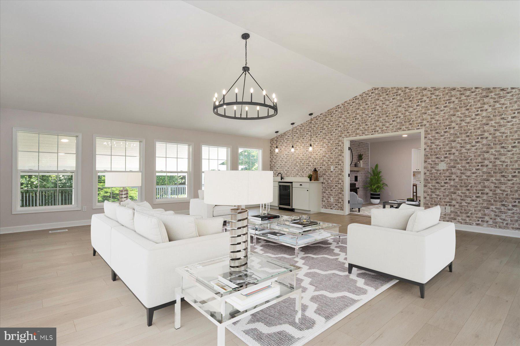 PARIS PINES - Residential