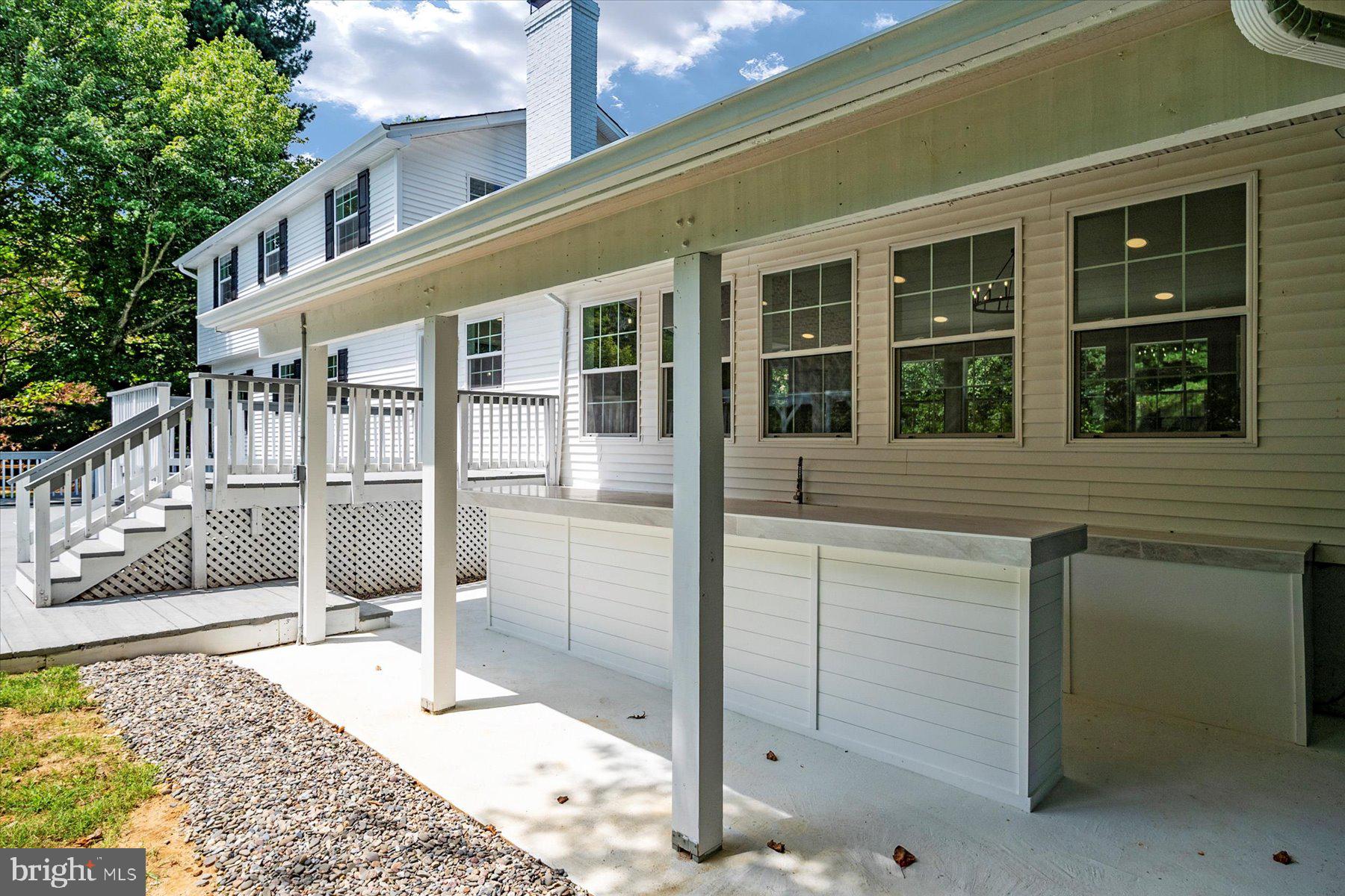 PARIS PINES - Residential