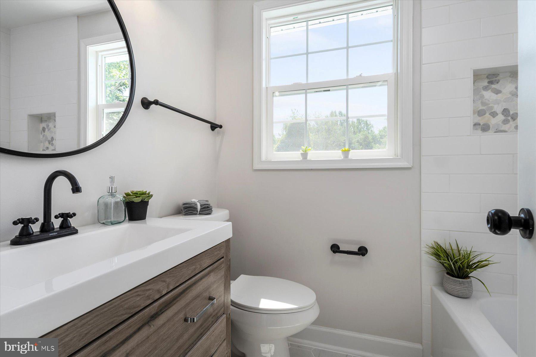 PARIS PINES - Residential