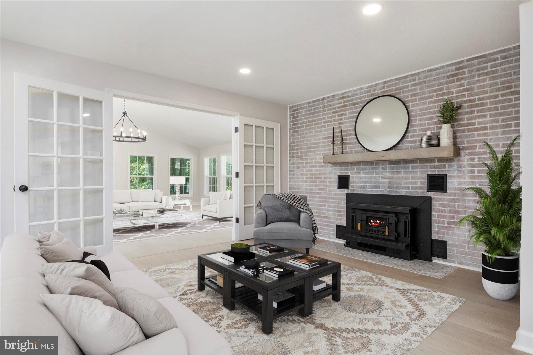 PARIS PINES - Residential