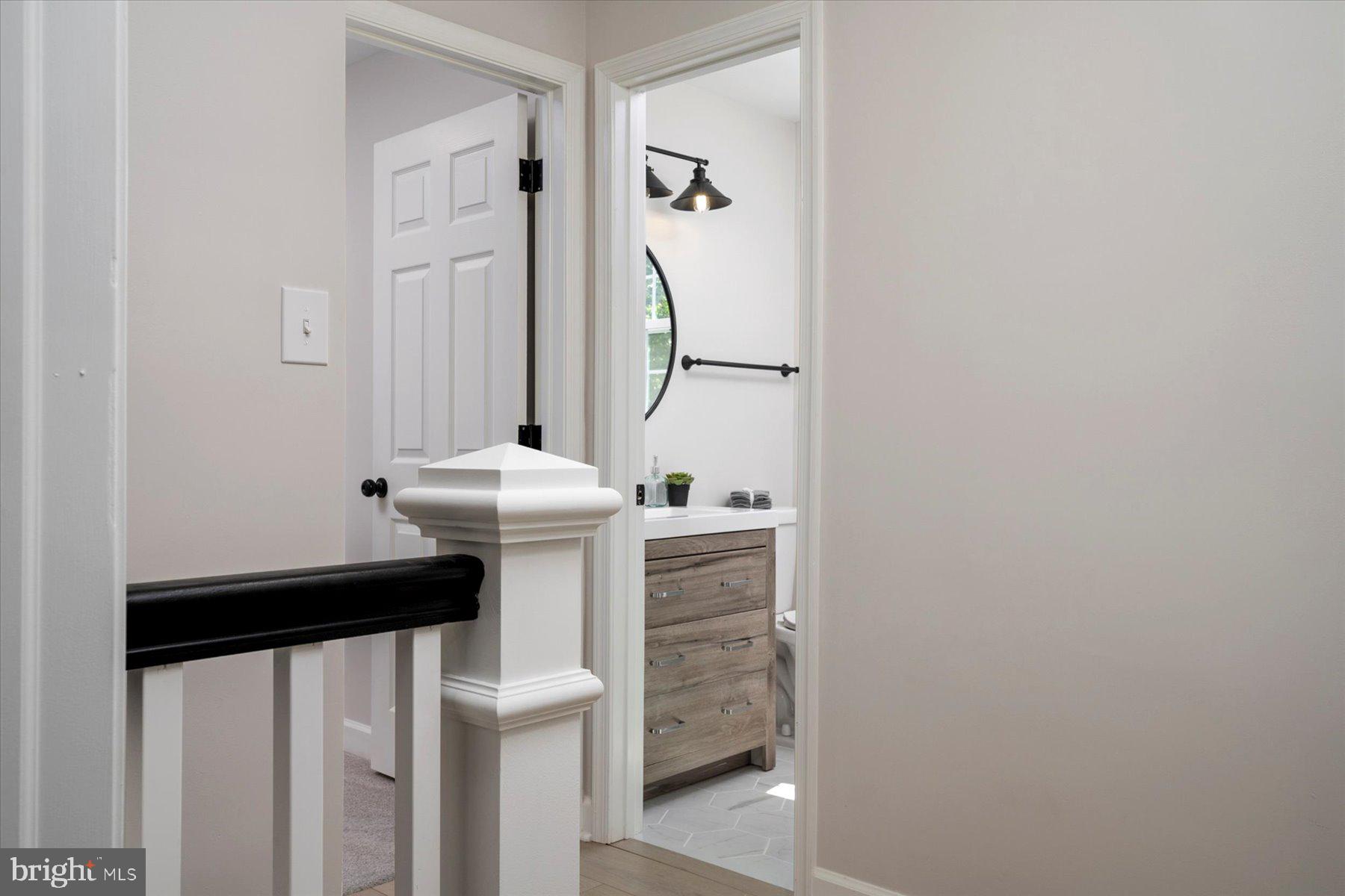 PARIS PINES - Residential