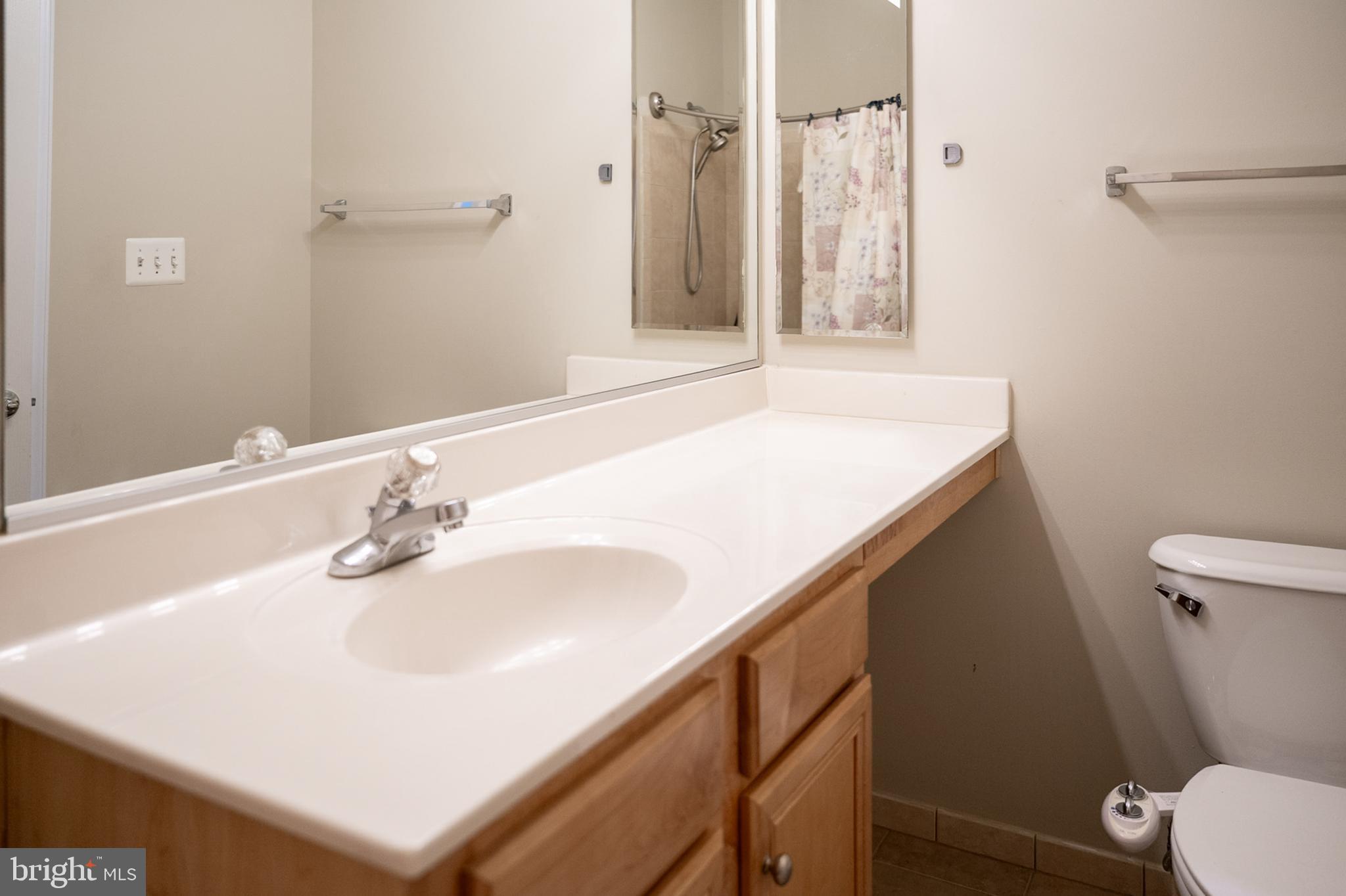 BROADLANDS SOUTH - Residential Lease