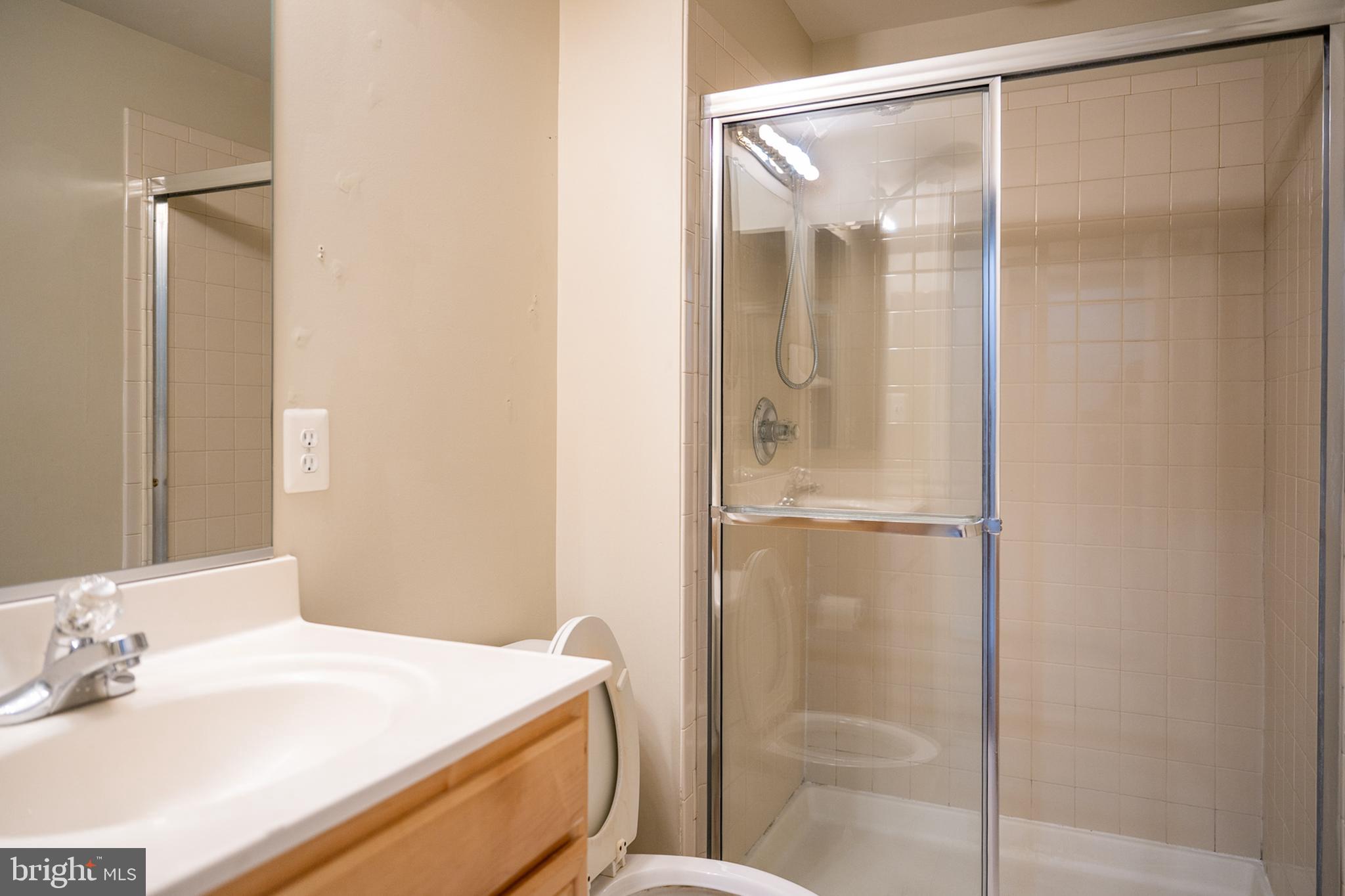 BROADLANDS SOUTH - Residential Lease