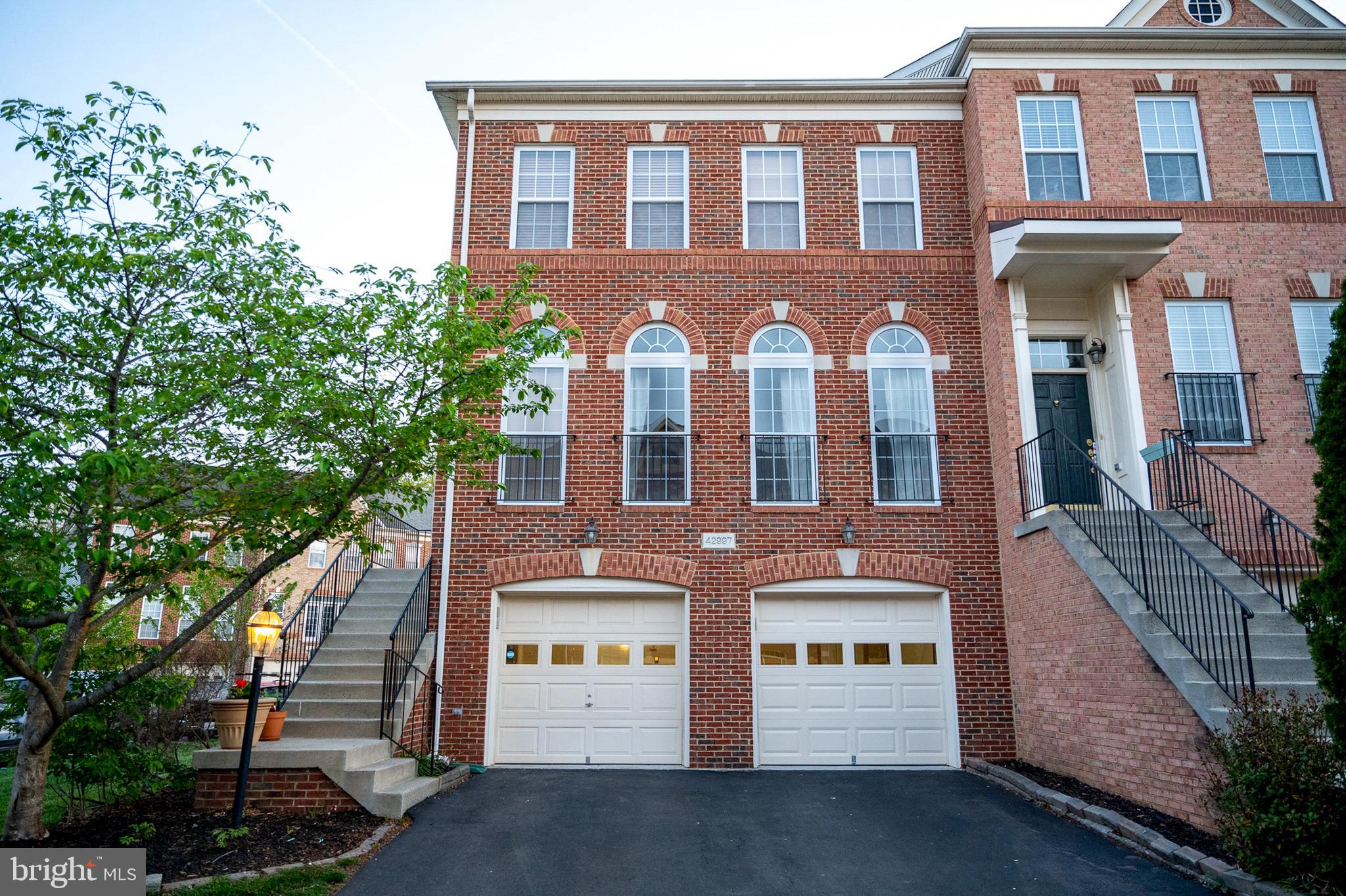 BROADLANDS SOUTH - Residential Lease