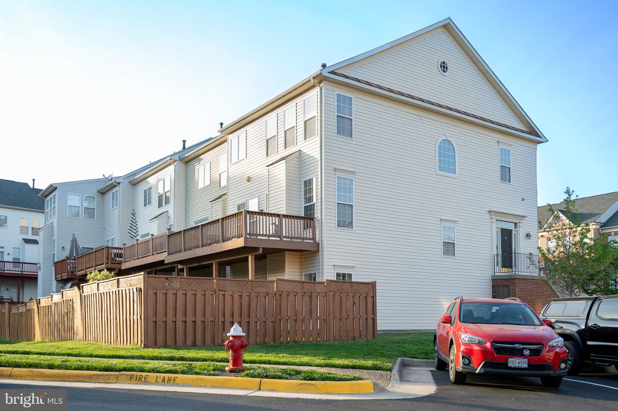 BROADLANDS SOUTH - Residential Lease