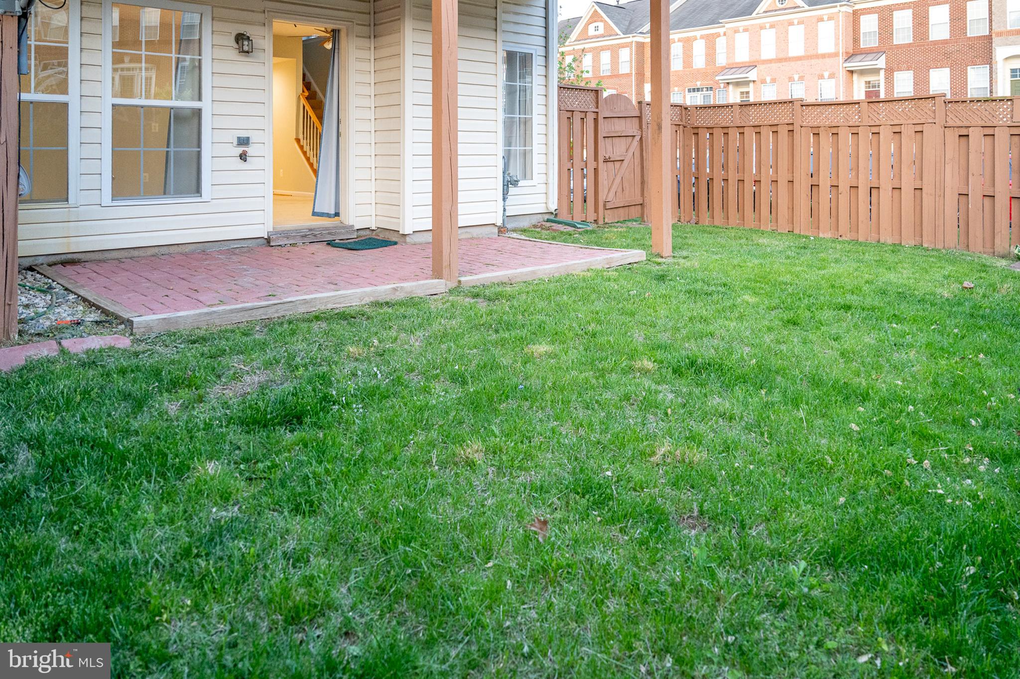 BROADLANDS SOUTH - Residential Lease