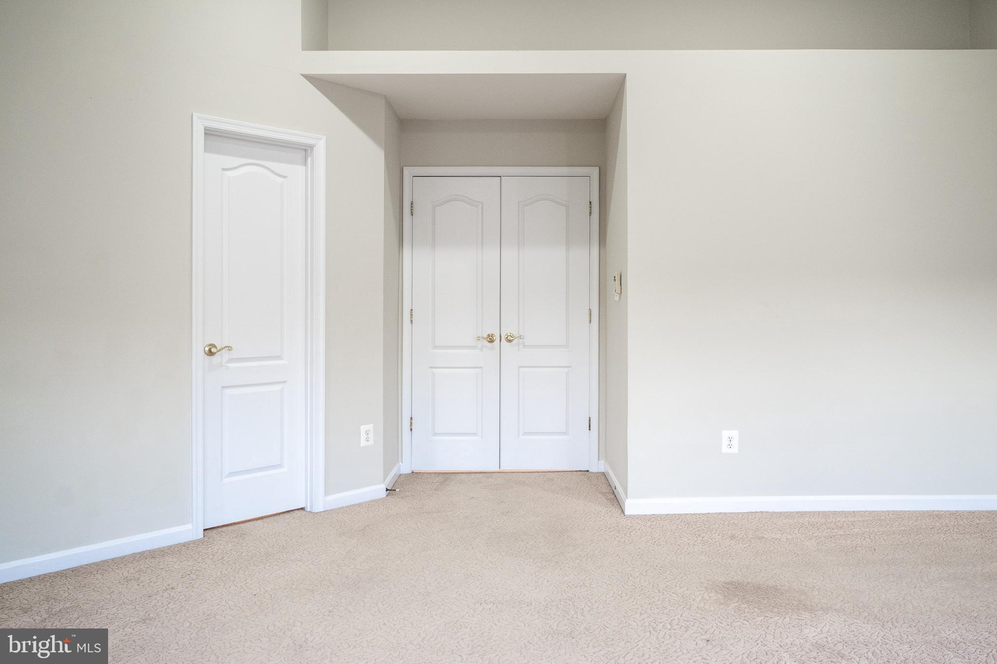 BROADLANDS SOUTH - Residential Lease