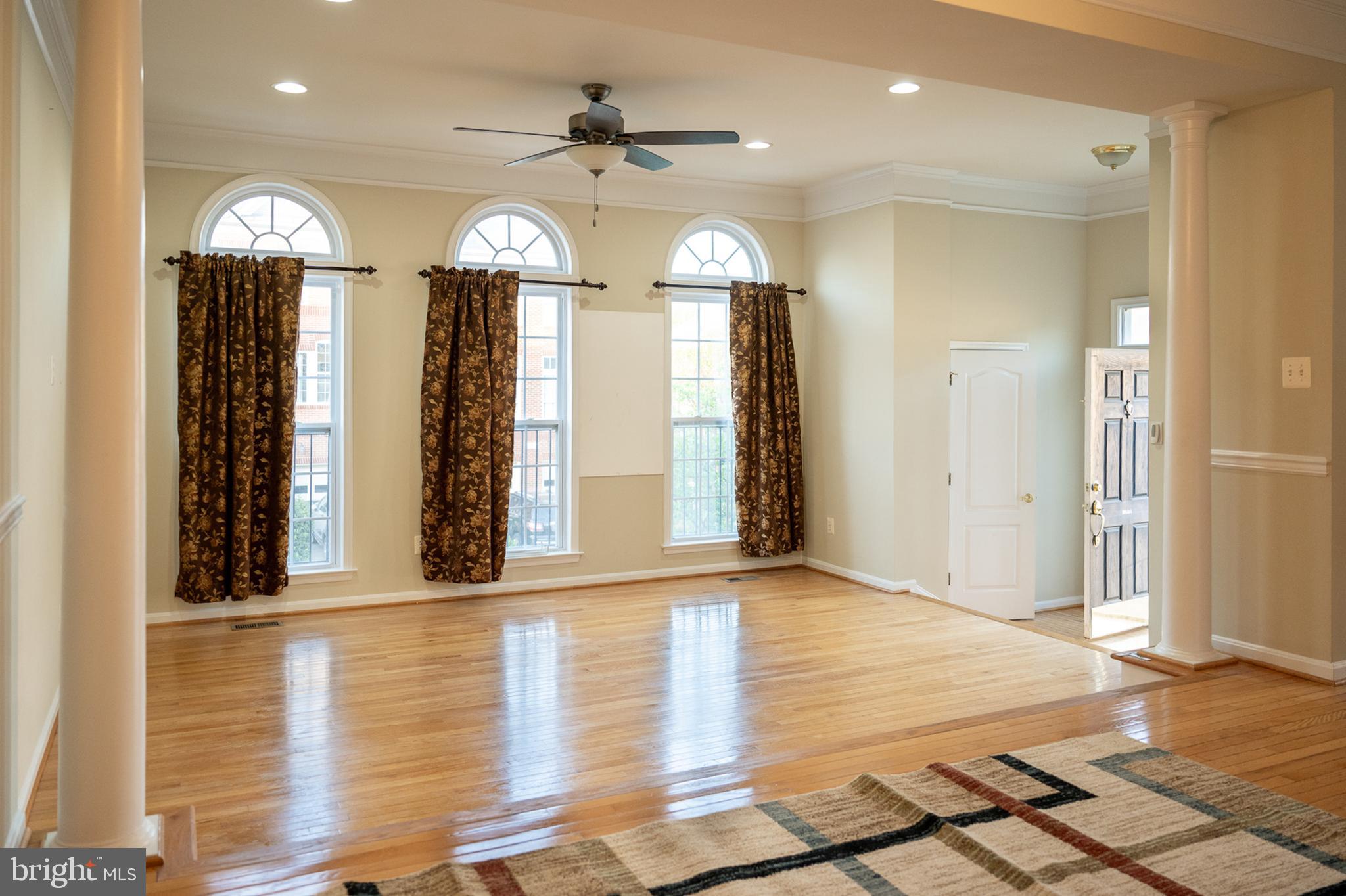 BROADLANDS SOUTH - Residential Lease