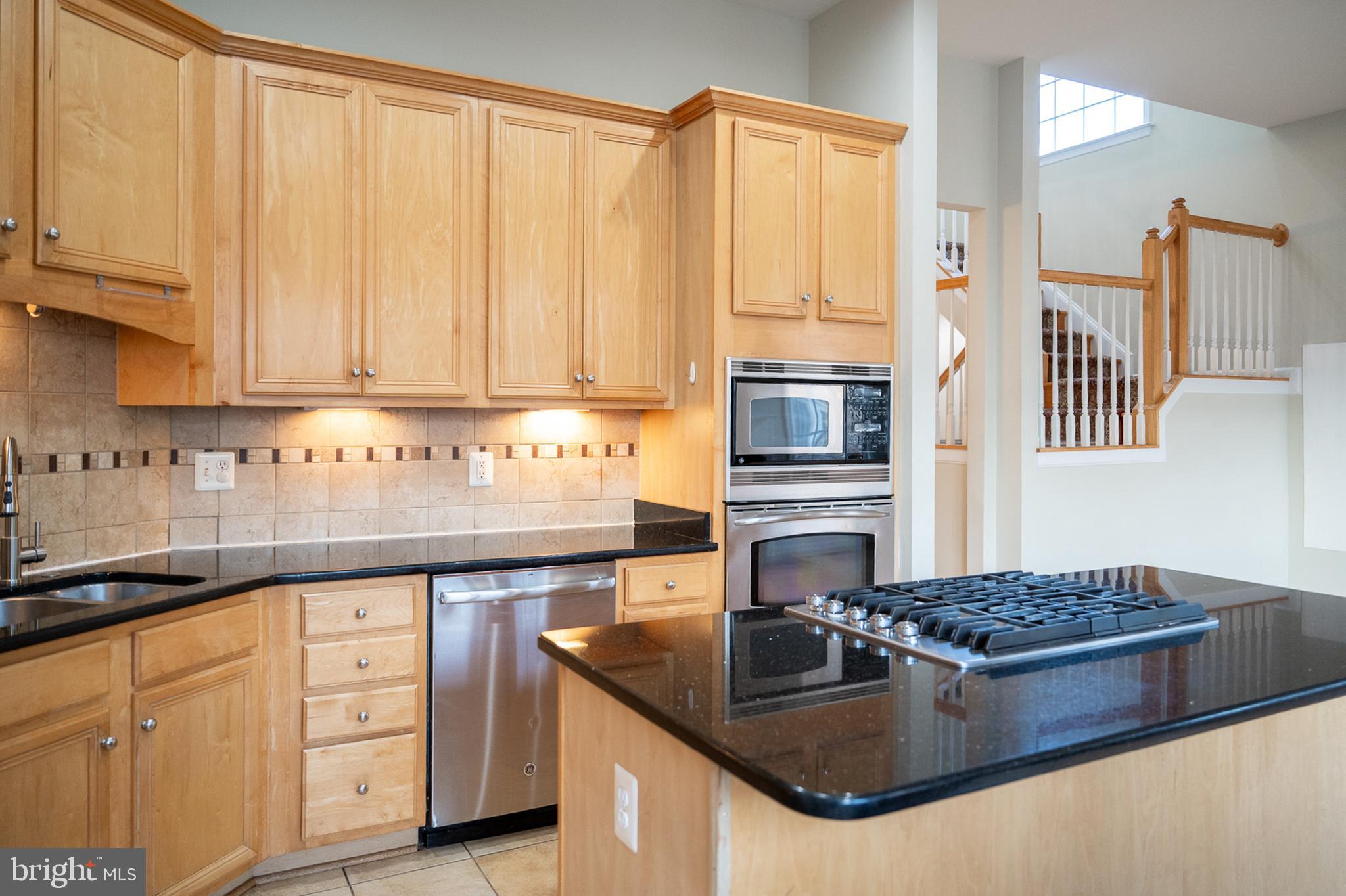 BROADLANDS SOUTH - Residential Lease