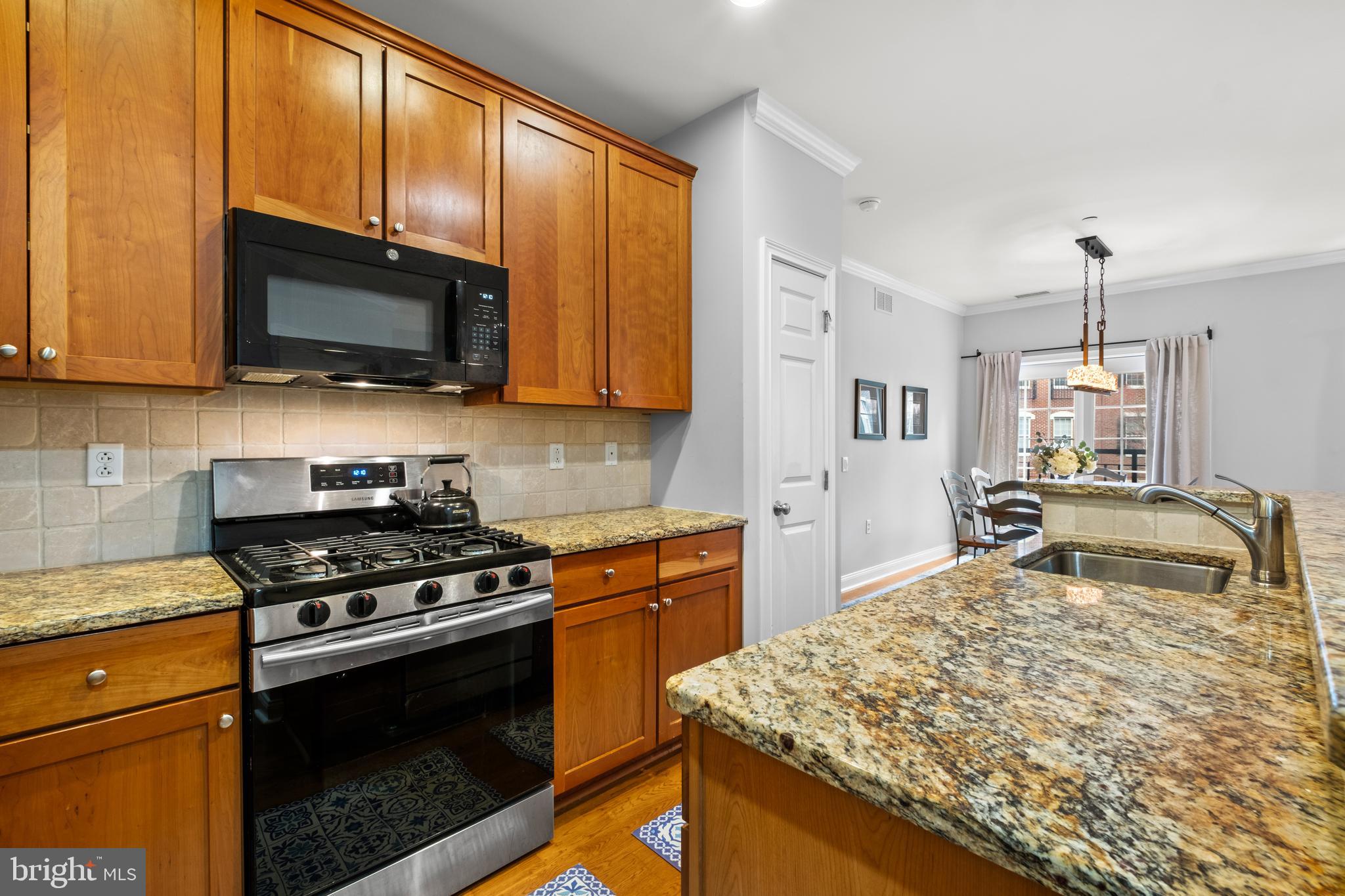 NAVAL SQUARE - Residential