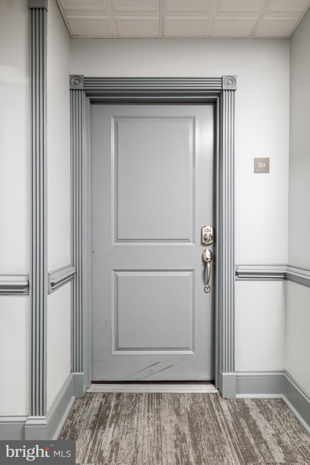 NAVAL SQUARE - Residential