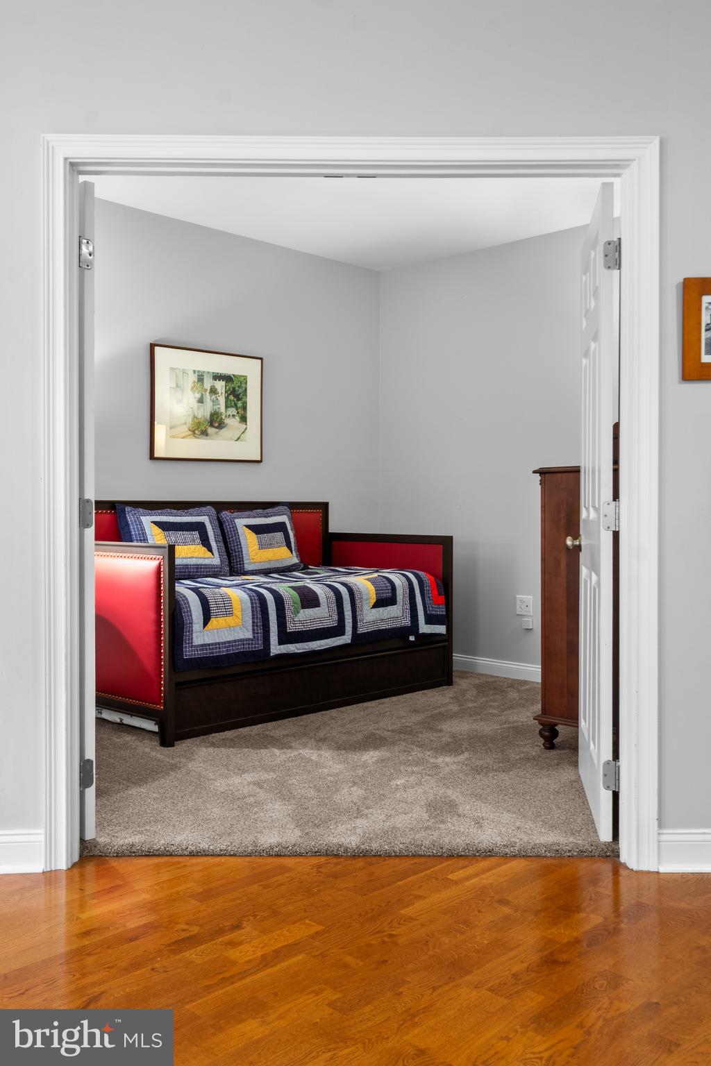 NAVAL SQUARE - Residential