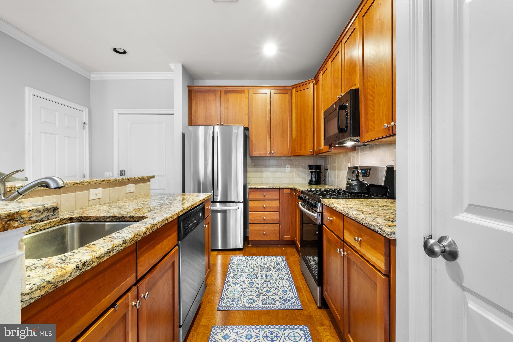 NAVAL SQUARE - Residential