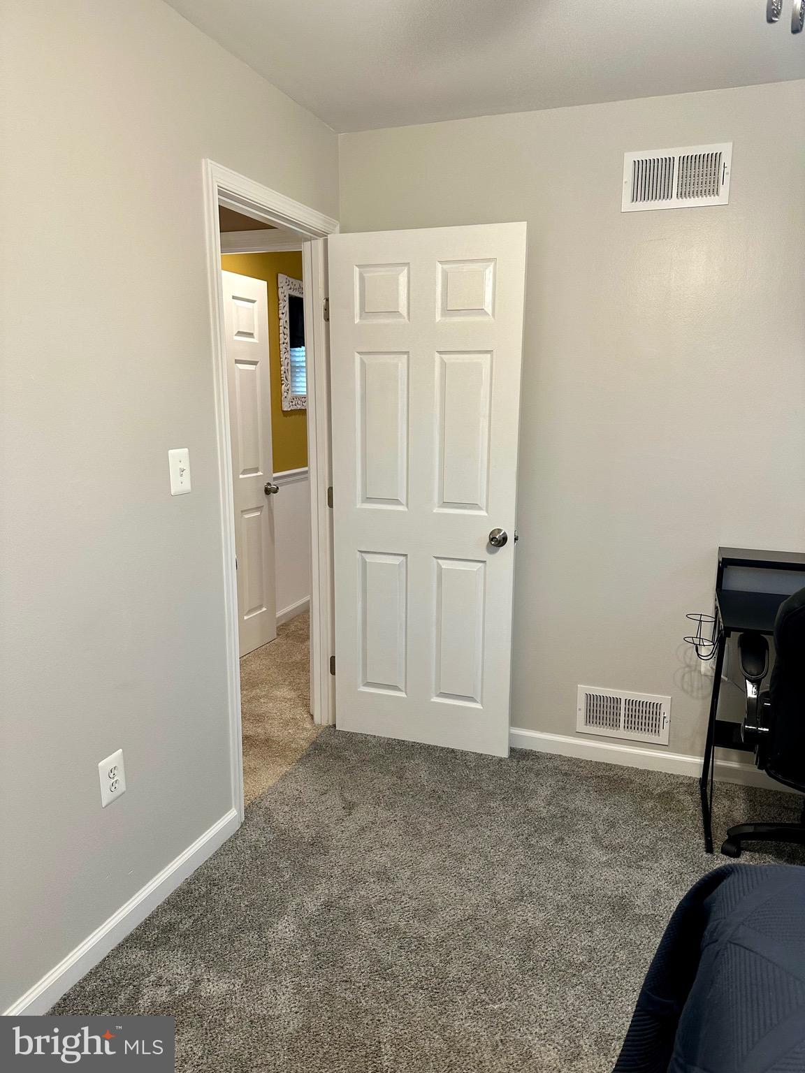 TOLLGATE - Residential