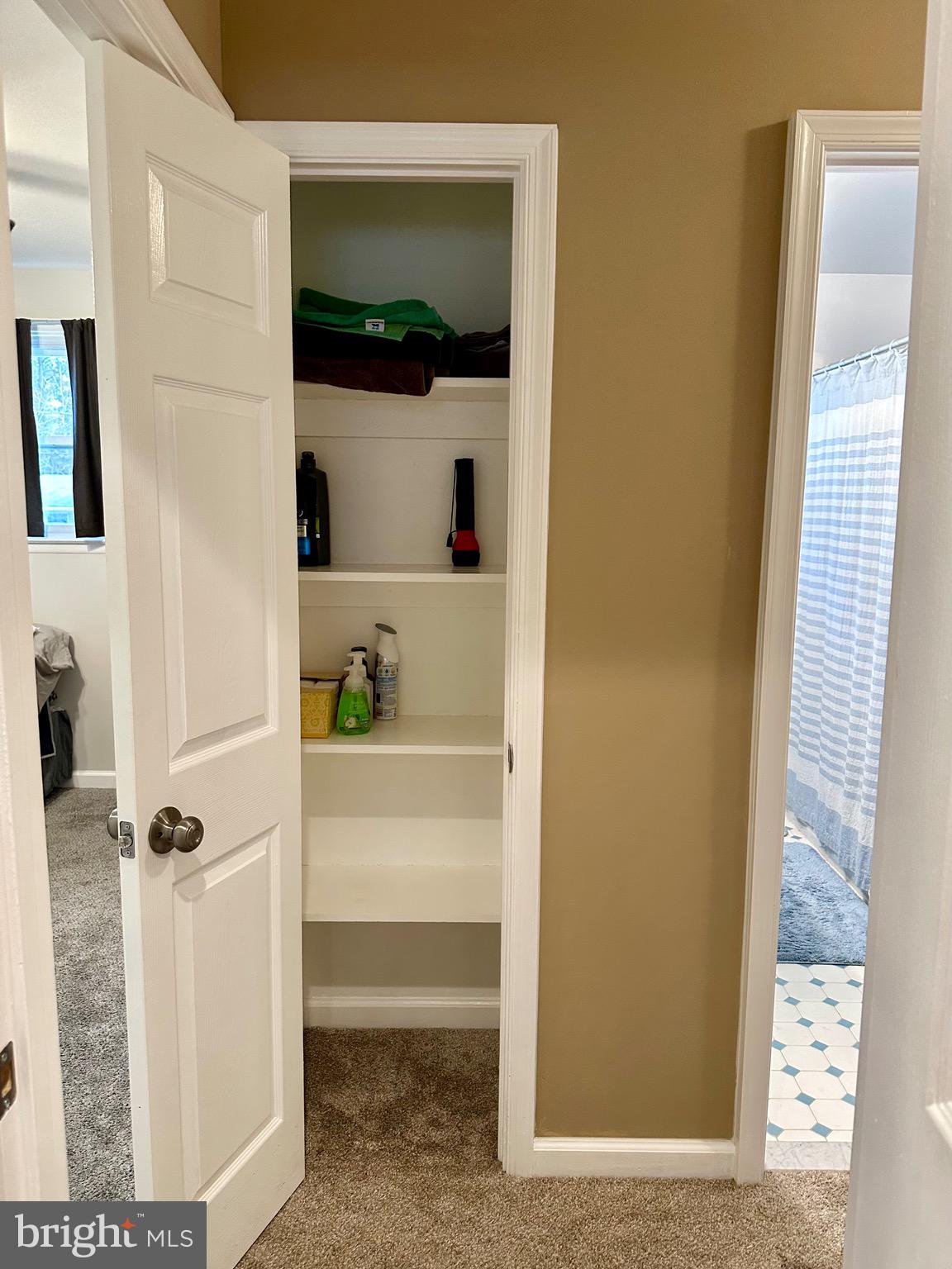 TOLLGATE - Residential