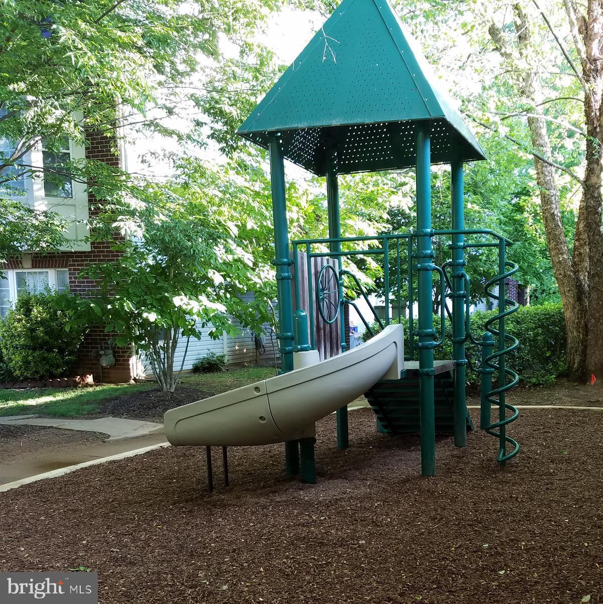 RANDOM HILLS - Residential Lease