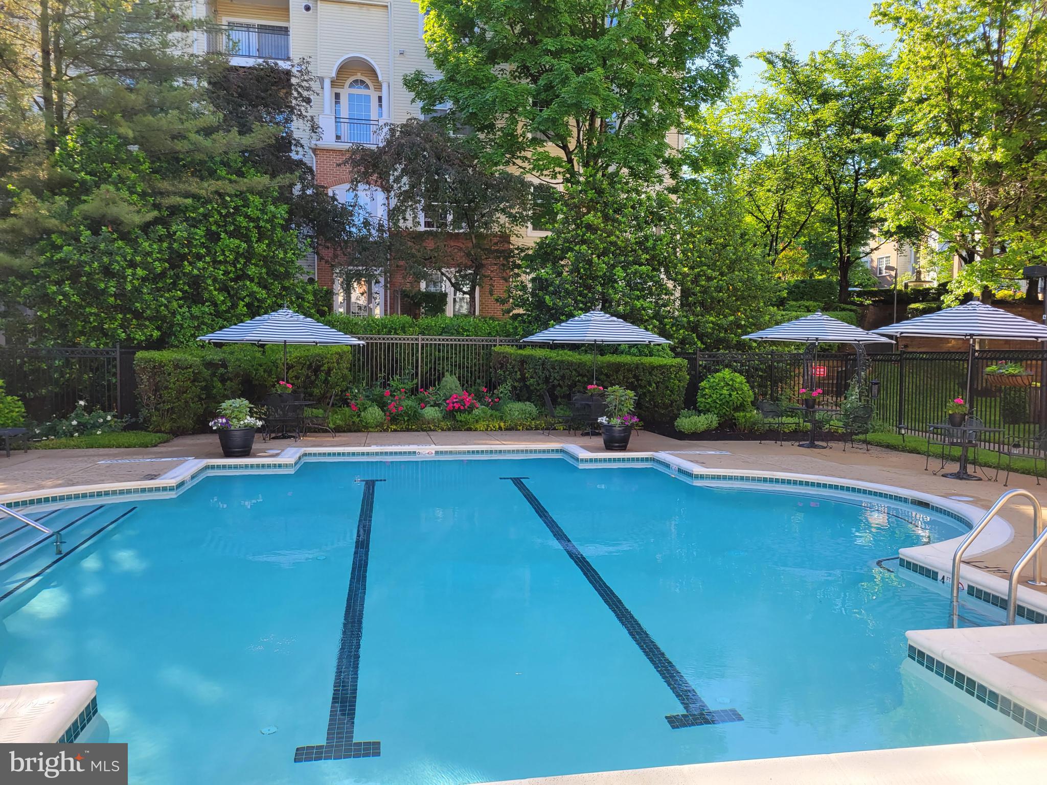 RANDOM HILLS - Residential Lease