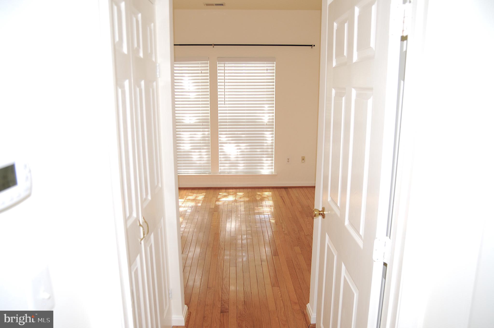 RANDOM HILLS - Residential Lease