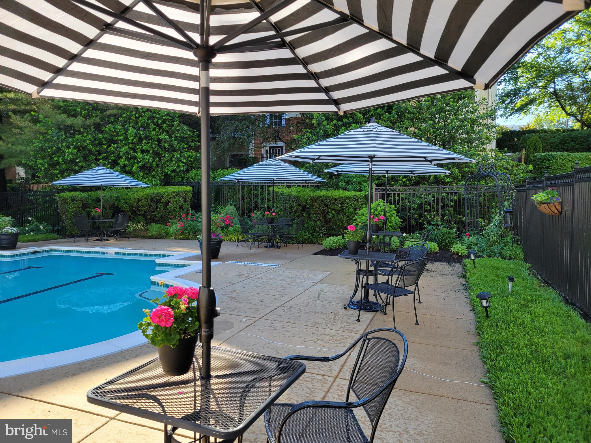 RANDOM HILLS - Residential Lease