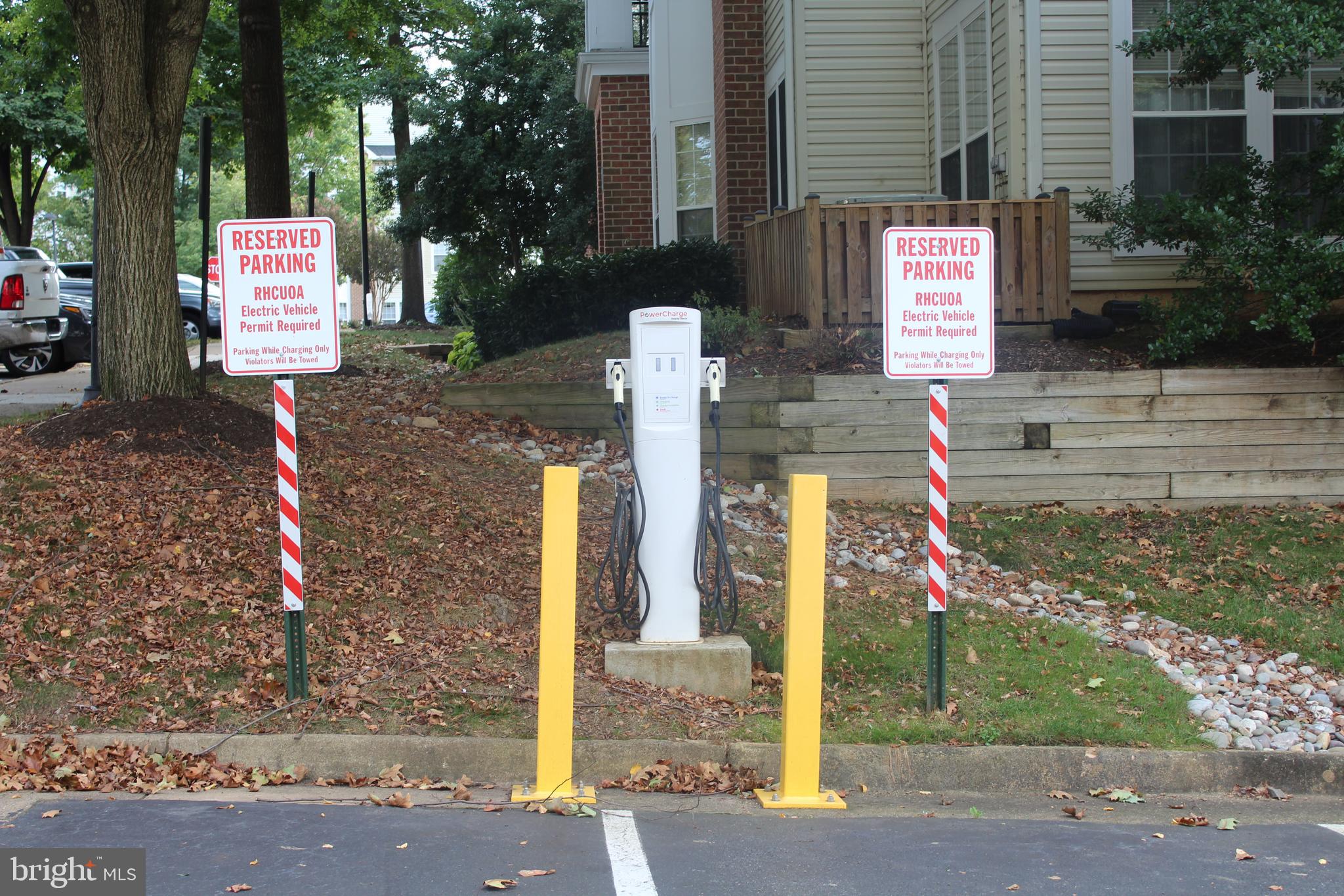 RANDOM HILLS - Residential Lease