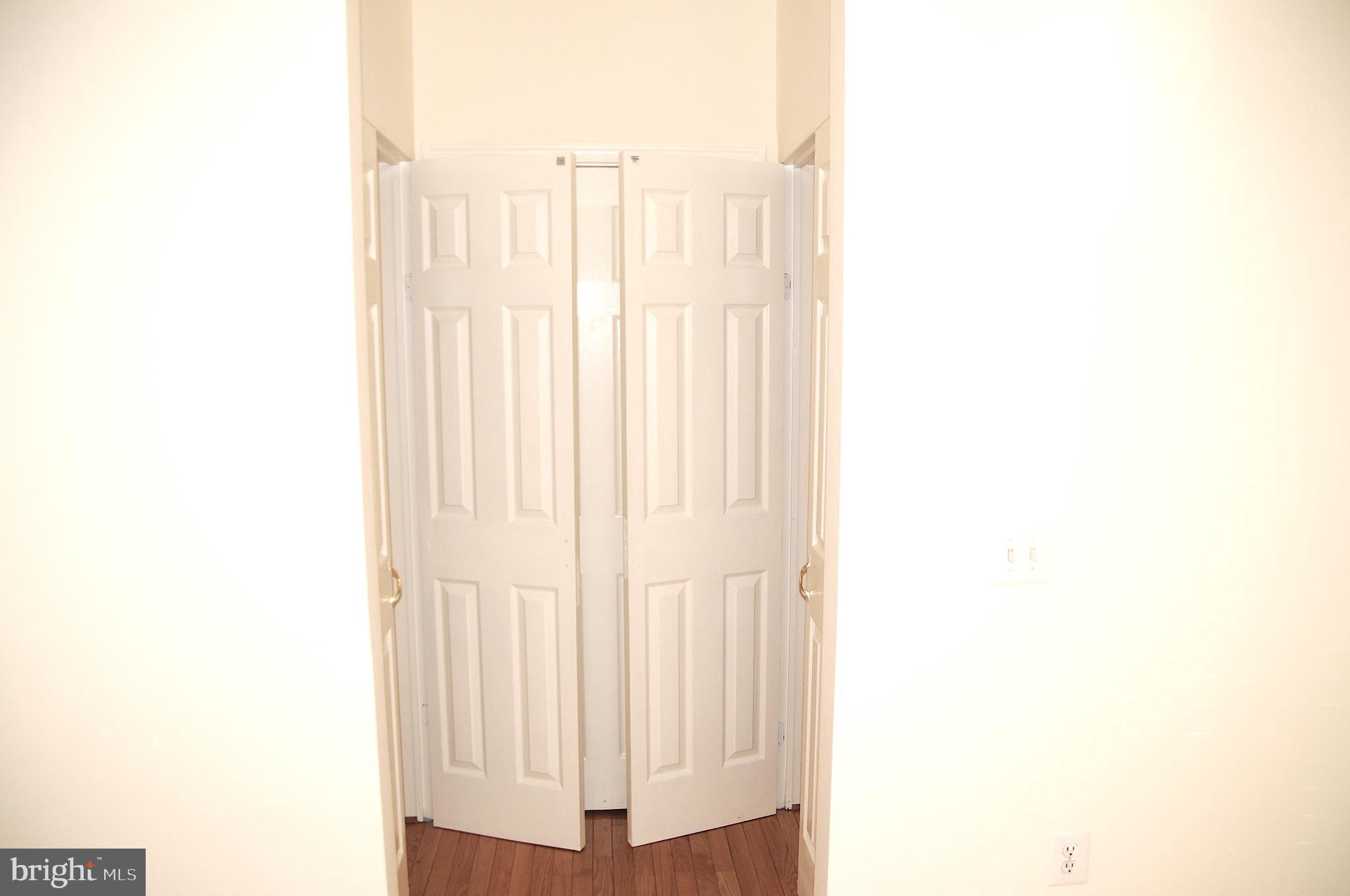 RANDOM HILLS - Residential Lease