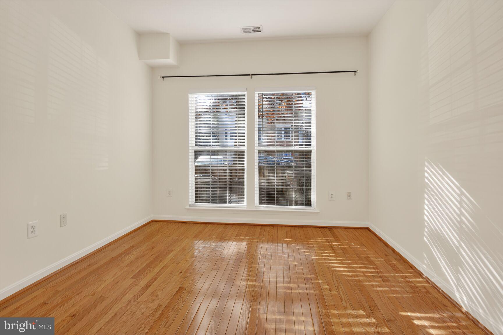 RANDOM HILLS - Residential Lease