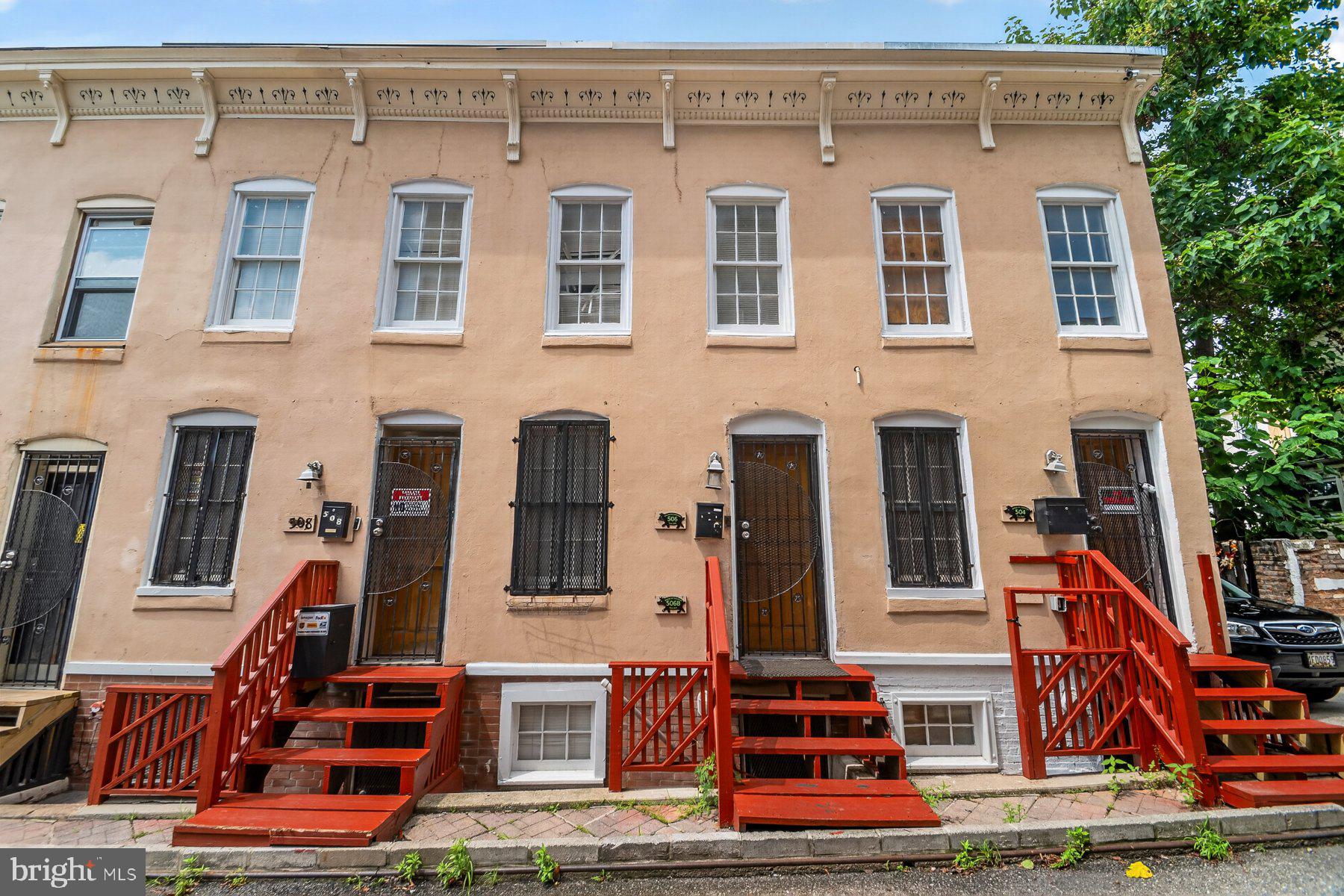 506 CALLENDER STREET