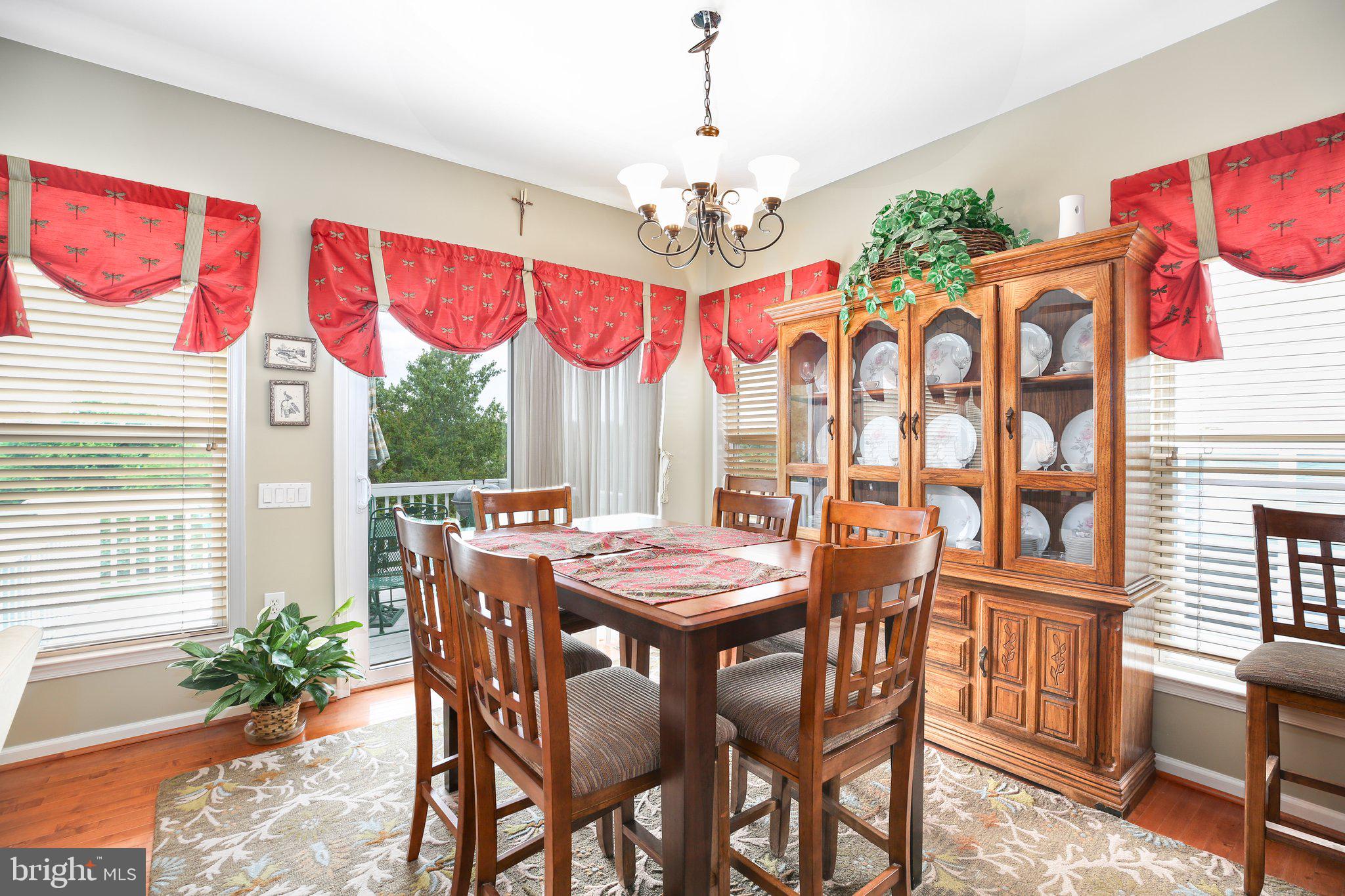 FALLS RUN - Residential