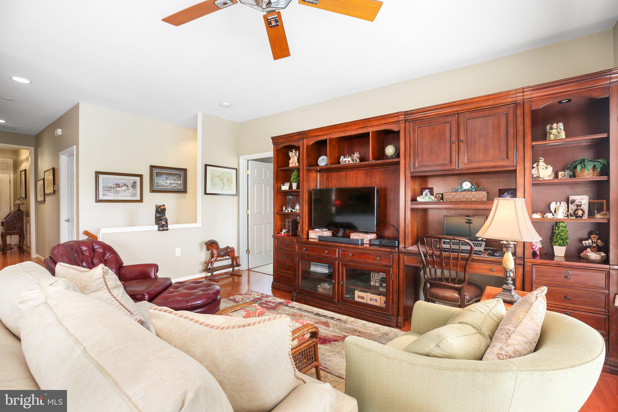 FALLS RUN - Residential