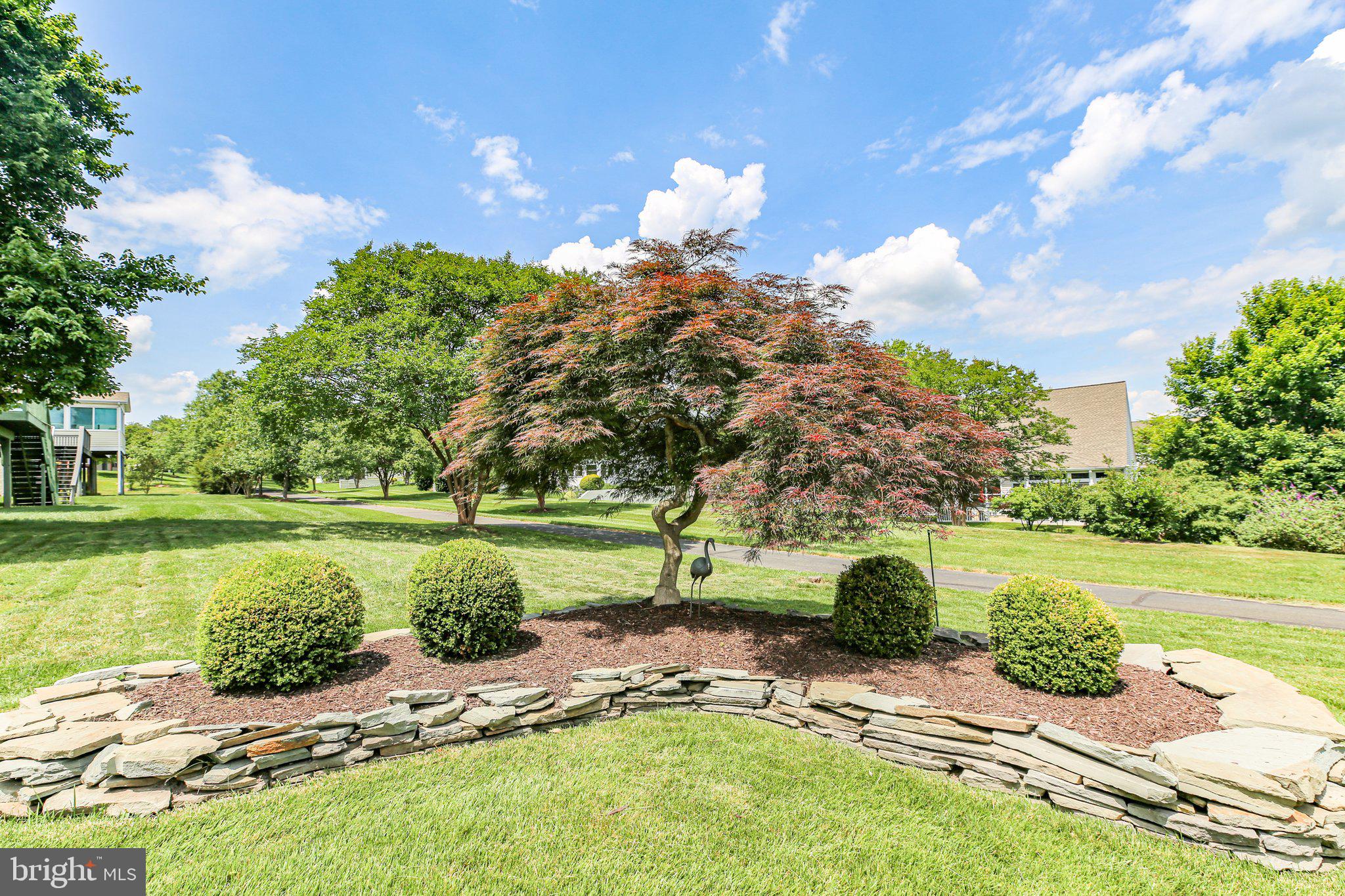 FALLS RUN - Residential