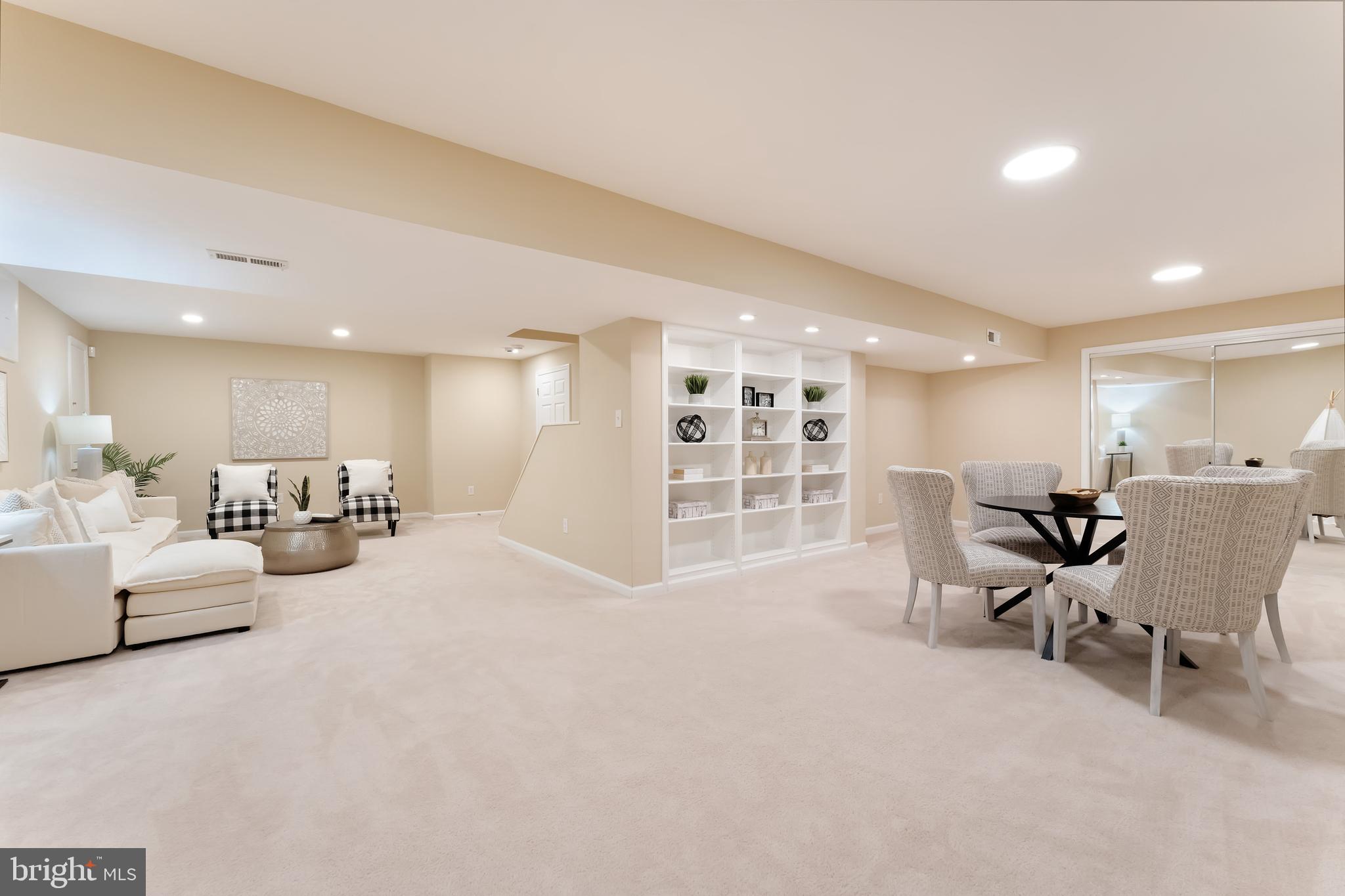 CRIPPENS CORNER - Residential