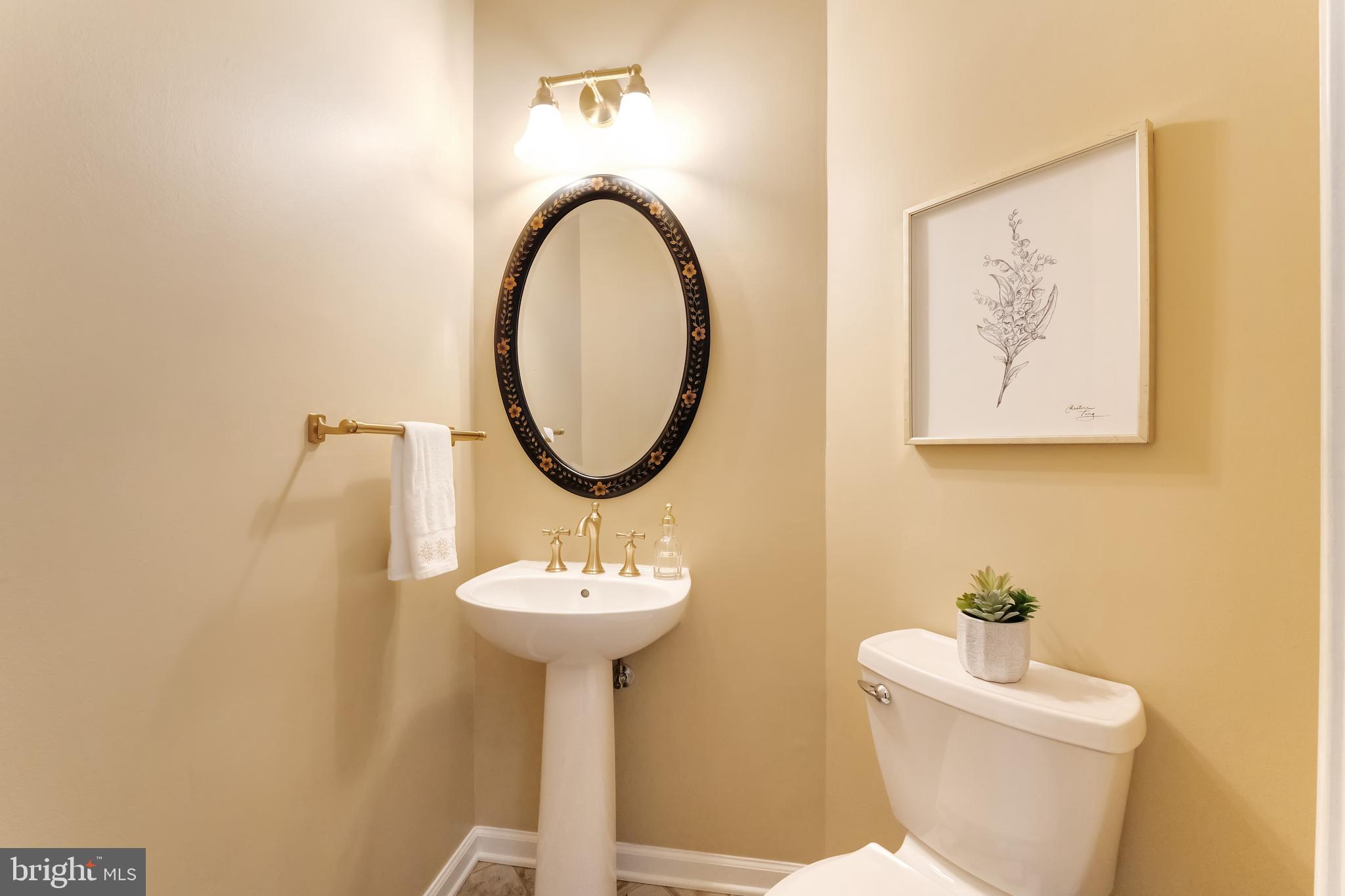 CRIPPENS CORNER - Residential