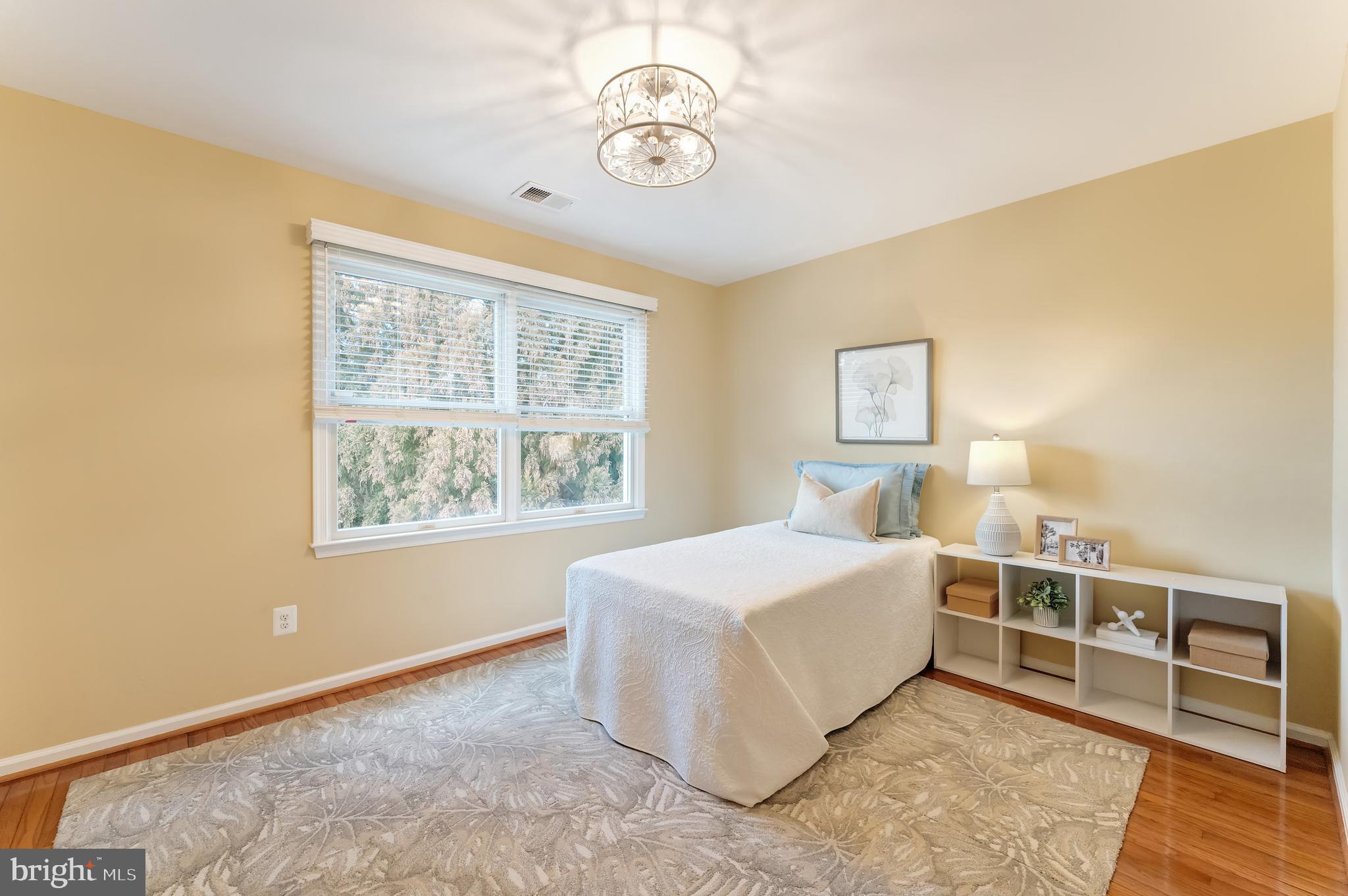 CRIPPENS CORNER - Residential