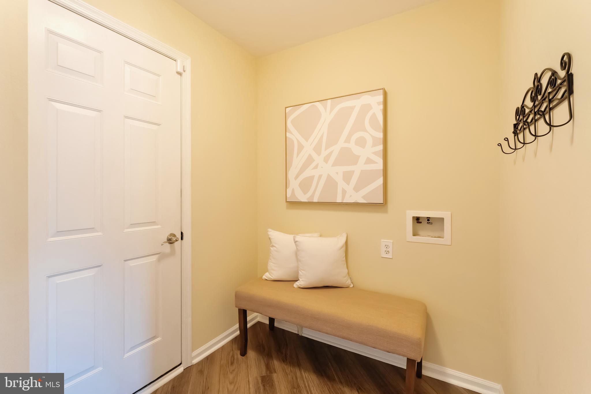 CRIPPENS CORNER - Residential