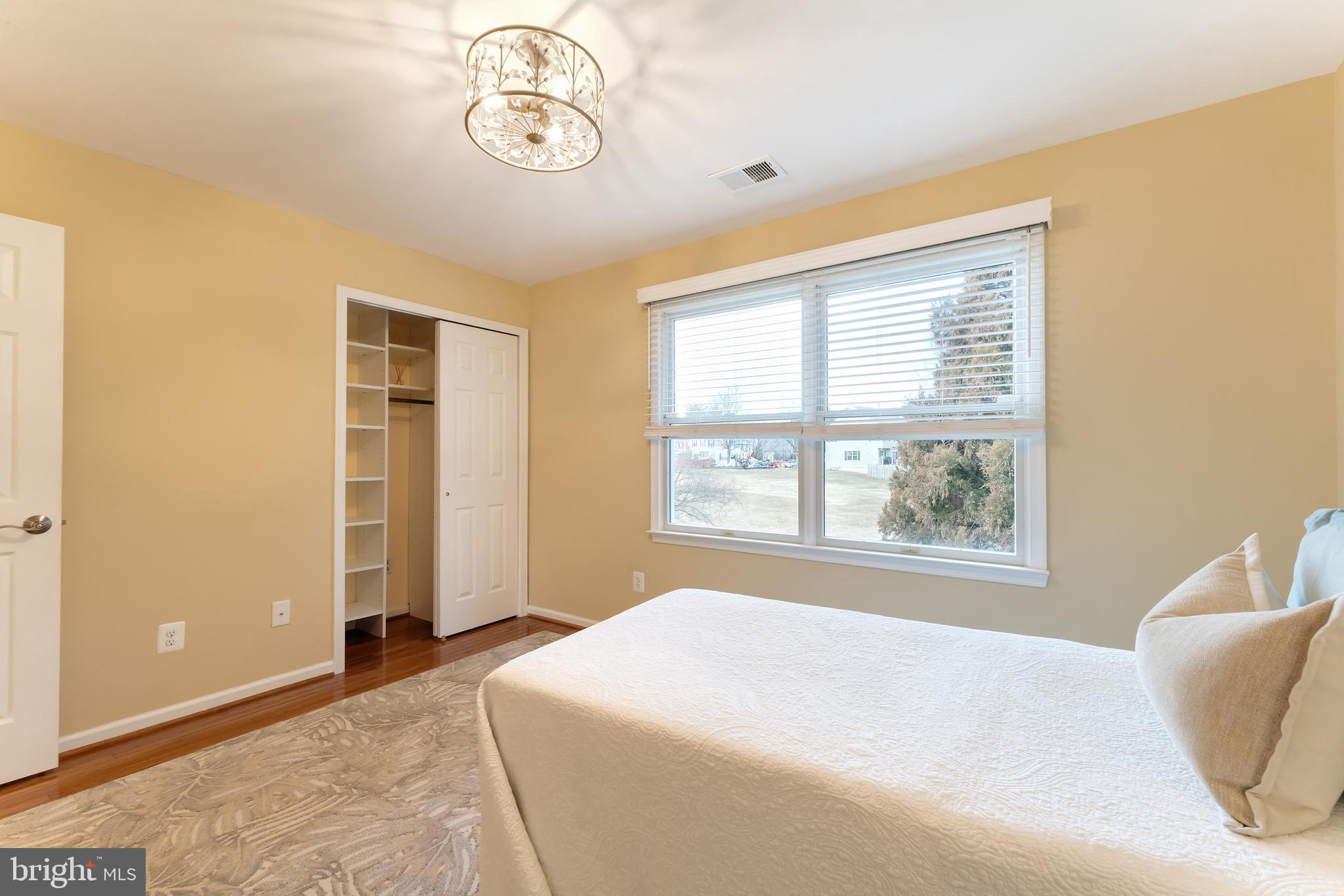 CRIPPENS CORNER - Residential