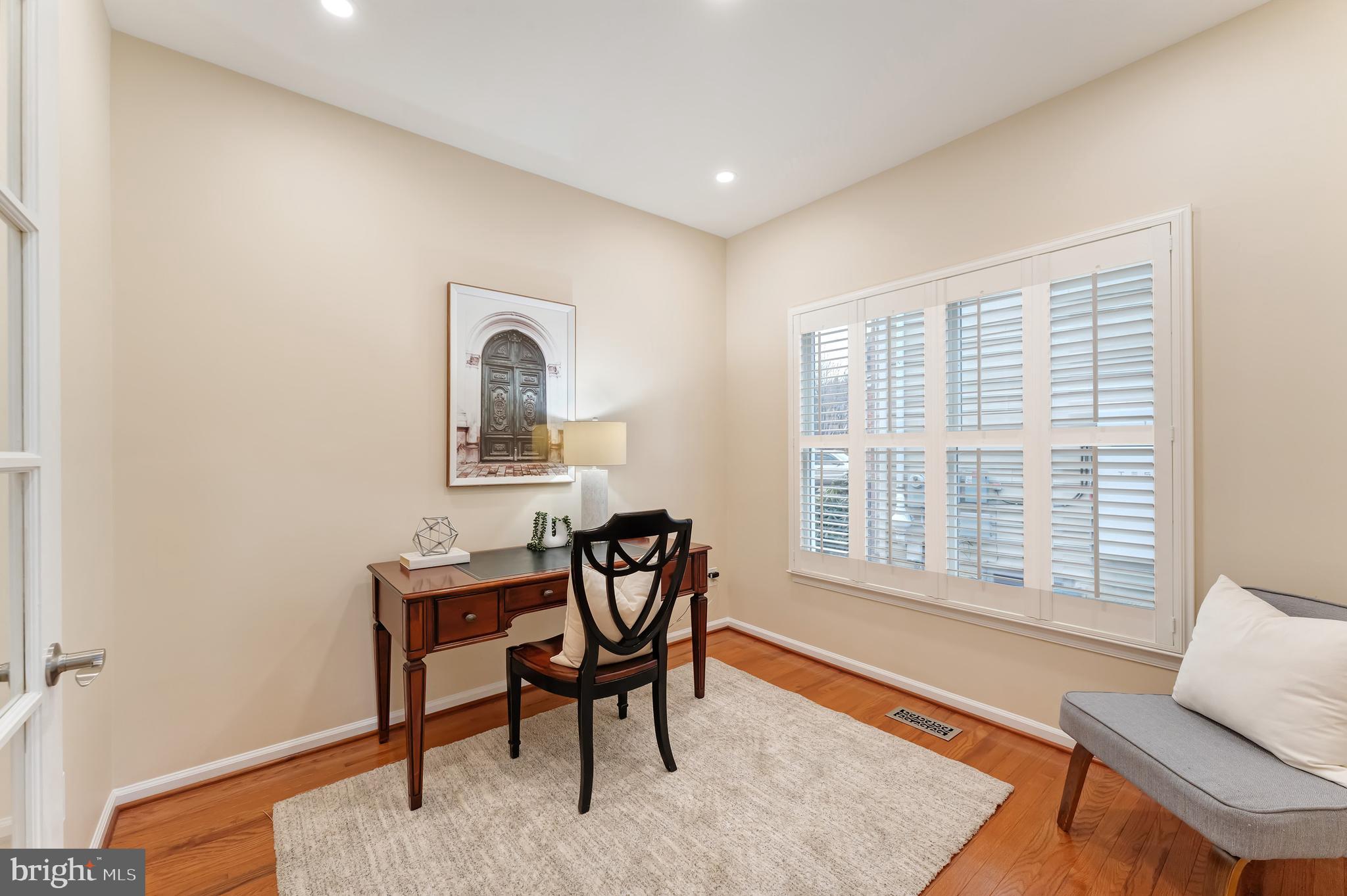 CRIPPENS CORNER - Residential