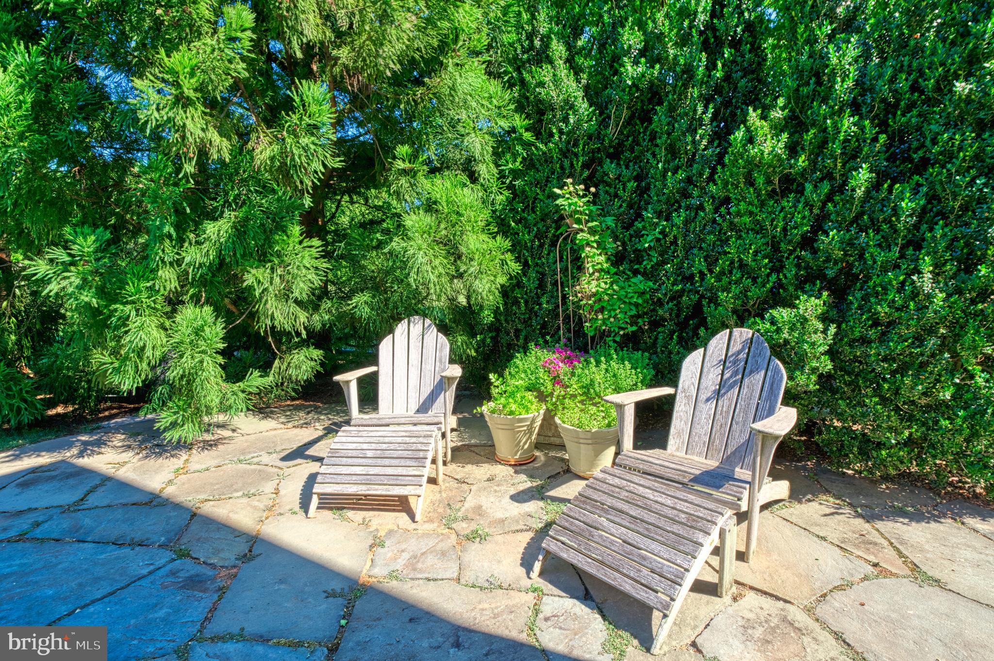 CRIPPENS CORNER - Residential