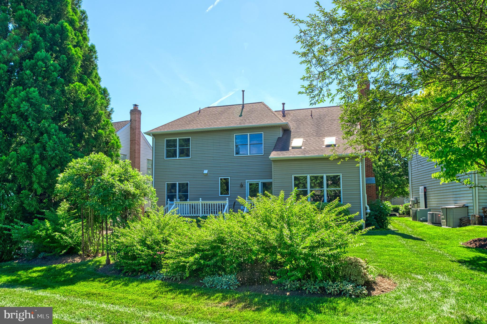 CRIPPENS CORNER - Residential