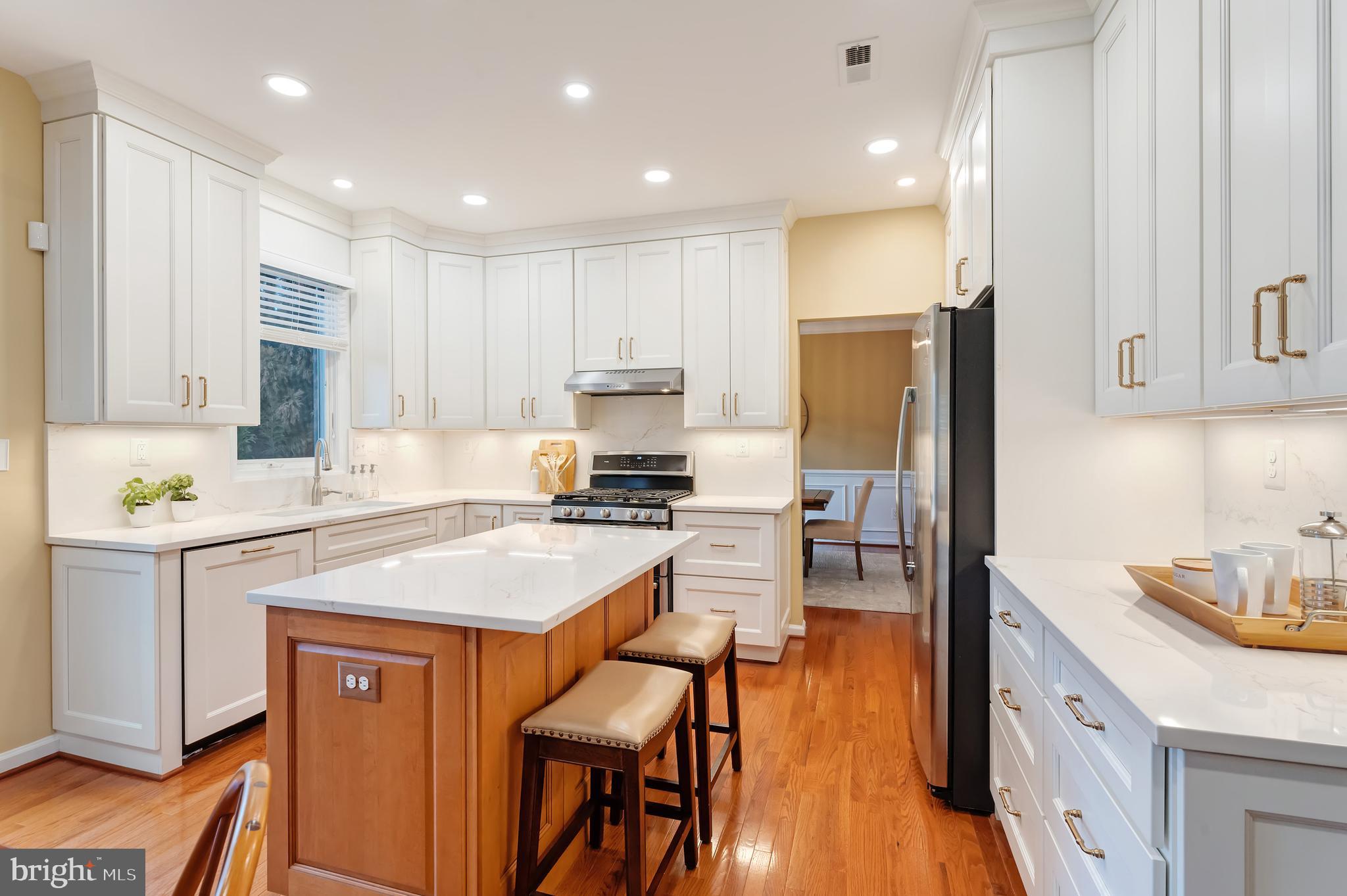 CRIPPENS CORNER - Residential