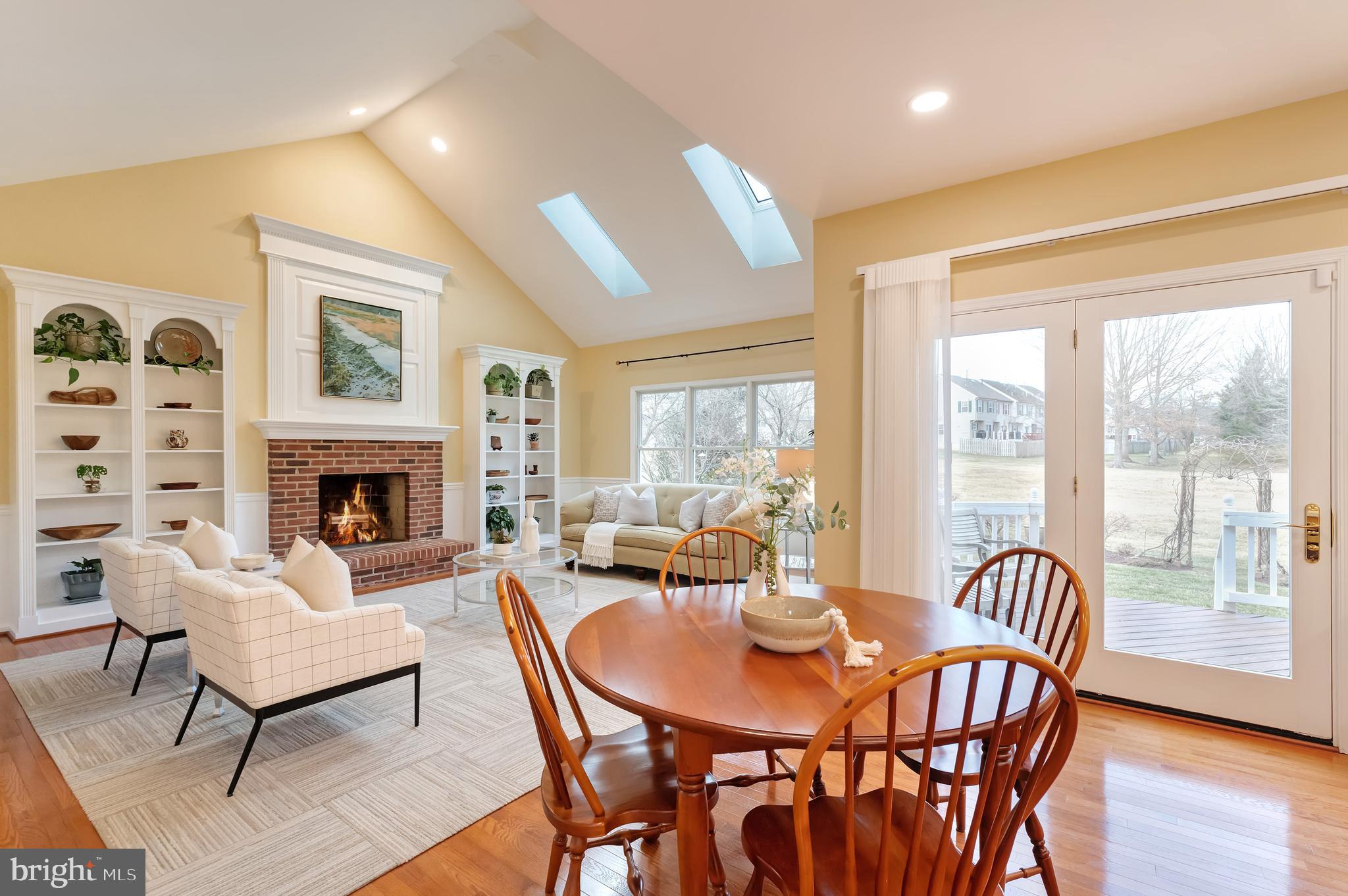 CRIPPENS CORNER - Residential