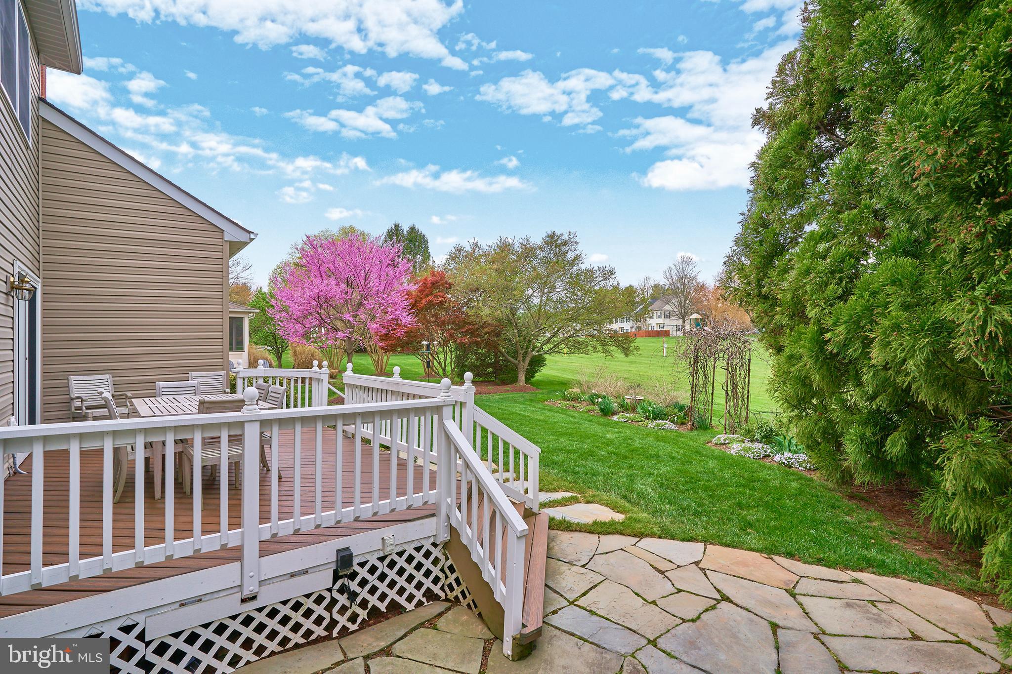 CRIPPENS CORNER - Residential