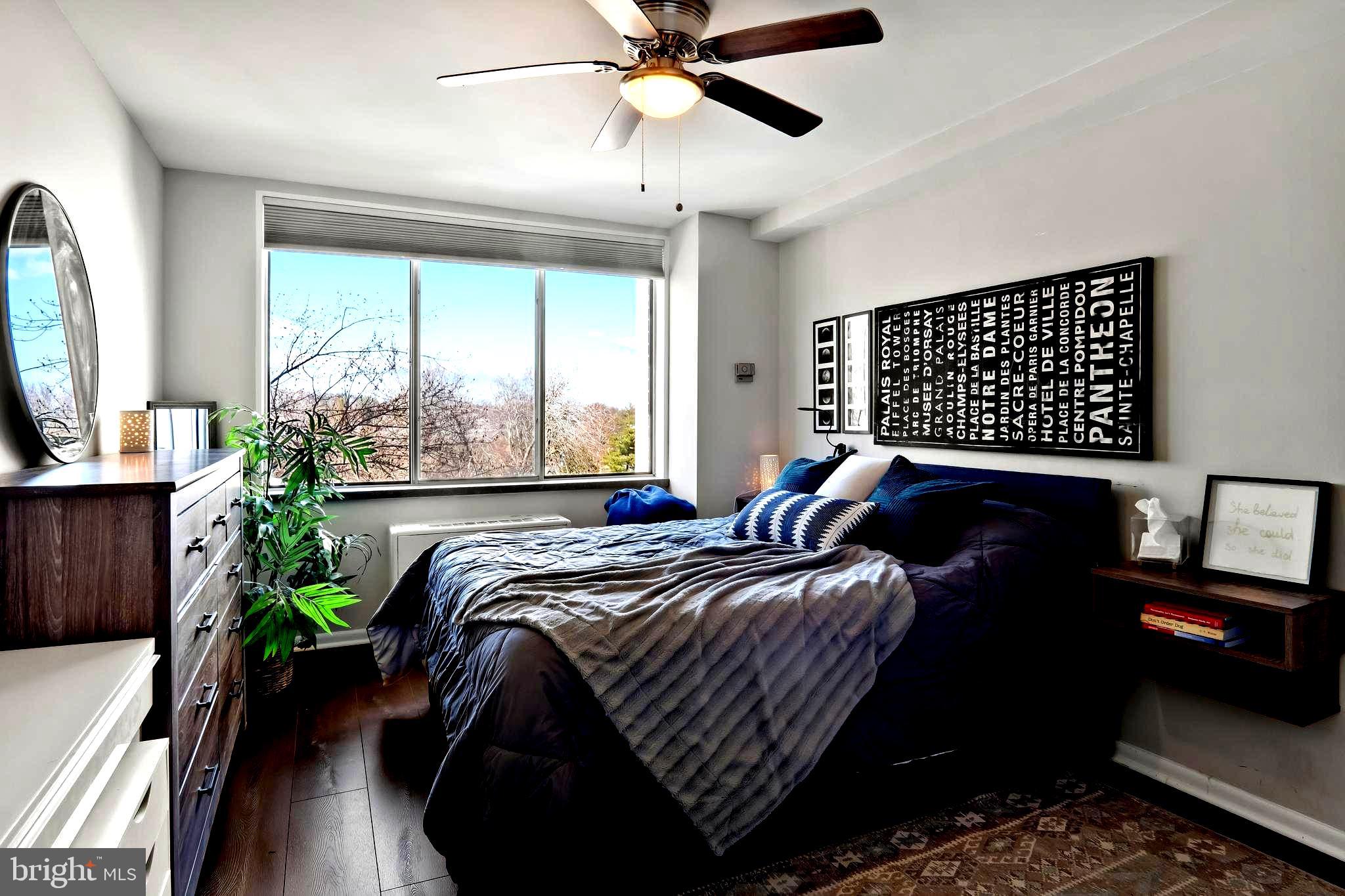 RIVER TOWERS - Residential