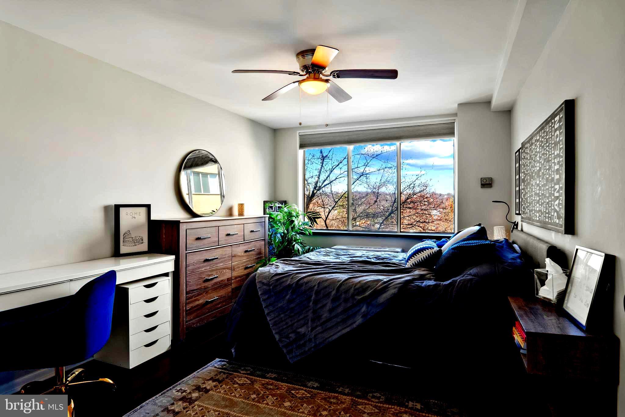 RIVER TOWERS - Residential