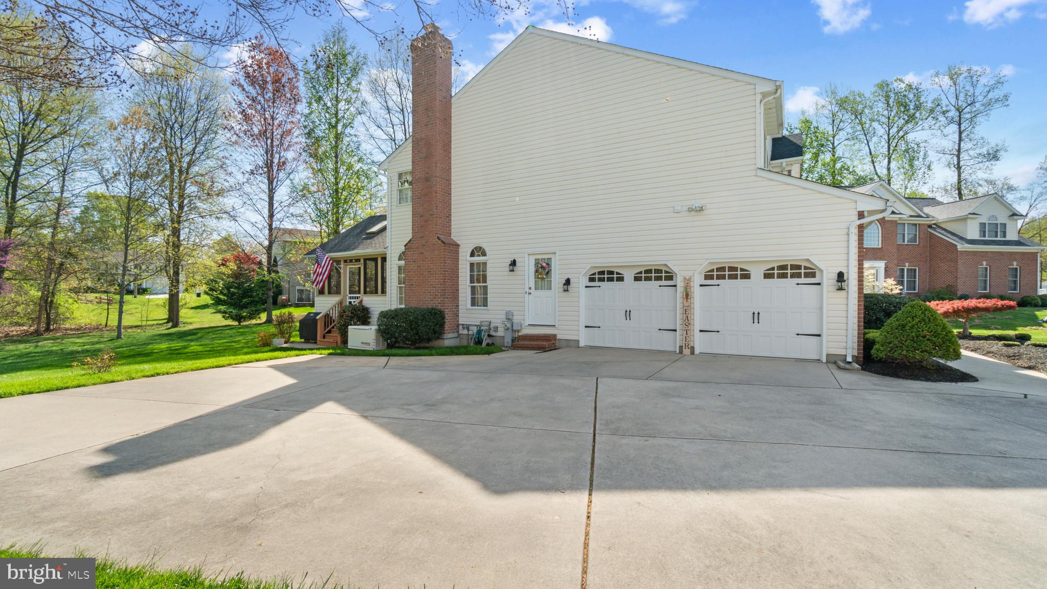 1119 THEBES DRIVE