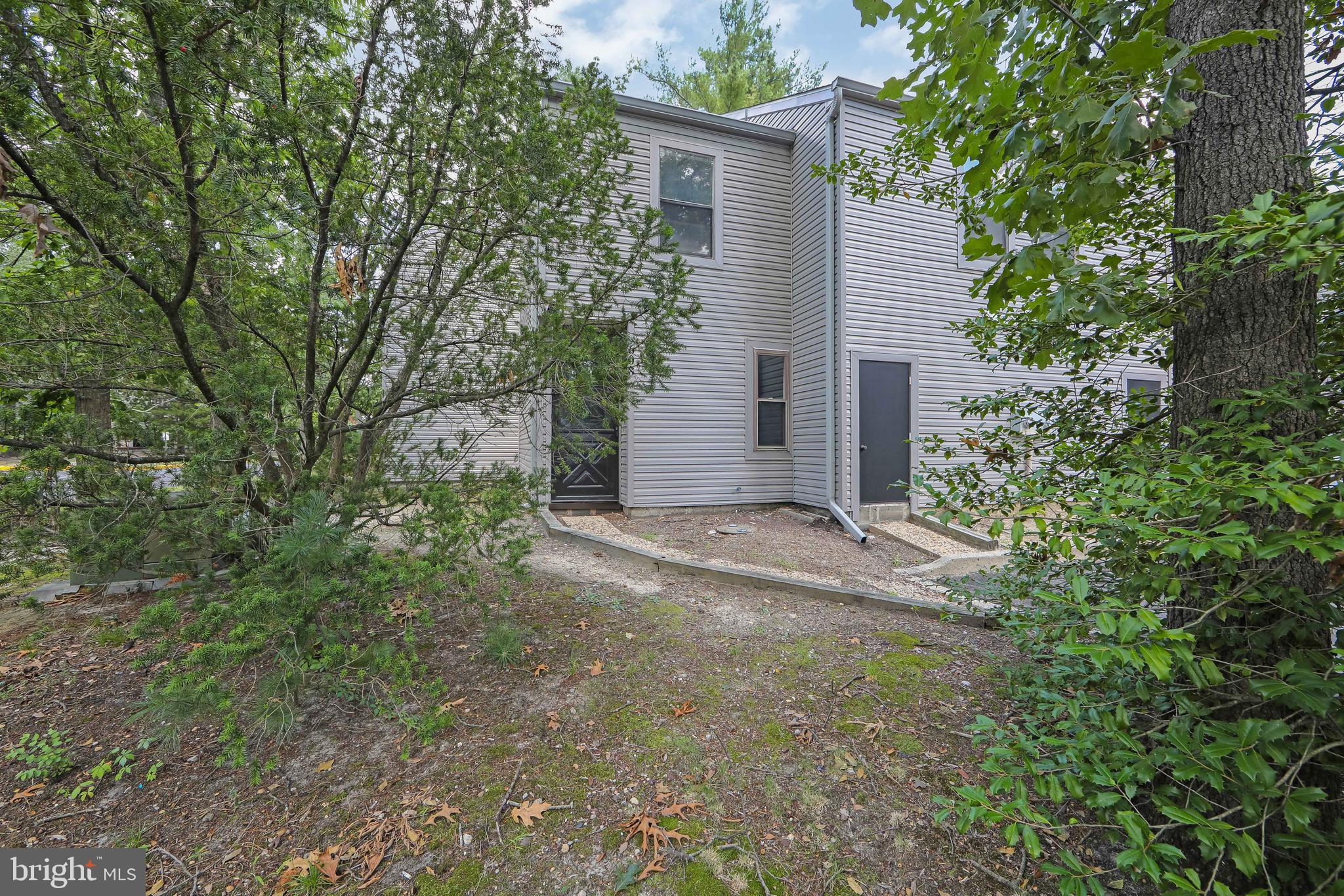 608 BROMLEY ESTATE