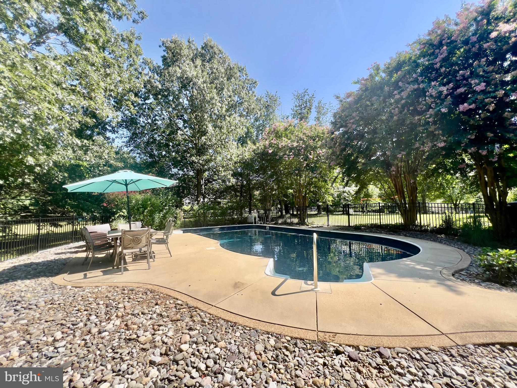 HARDSHIP PLANTATION - Residential